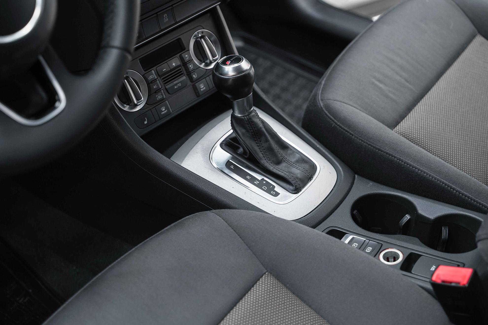 Audi Q3 2013, белый, ДЦ Орехово