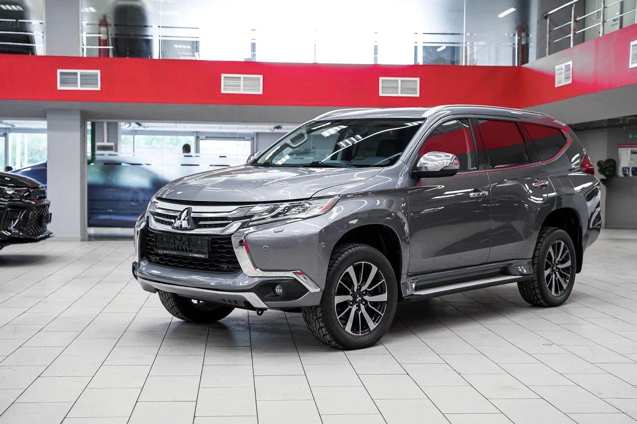 Mitsubishi Pajero Sport 2016, серый, ДЦ Орехово