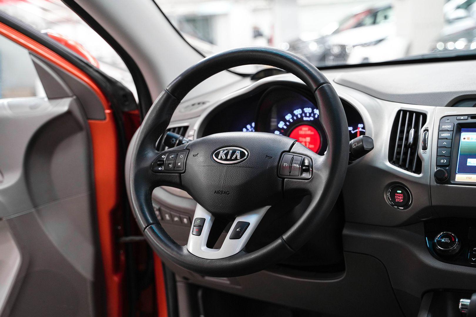Kia Sportage 2011, оранжевый, ДЦ Орехово