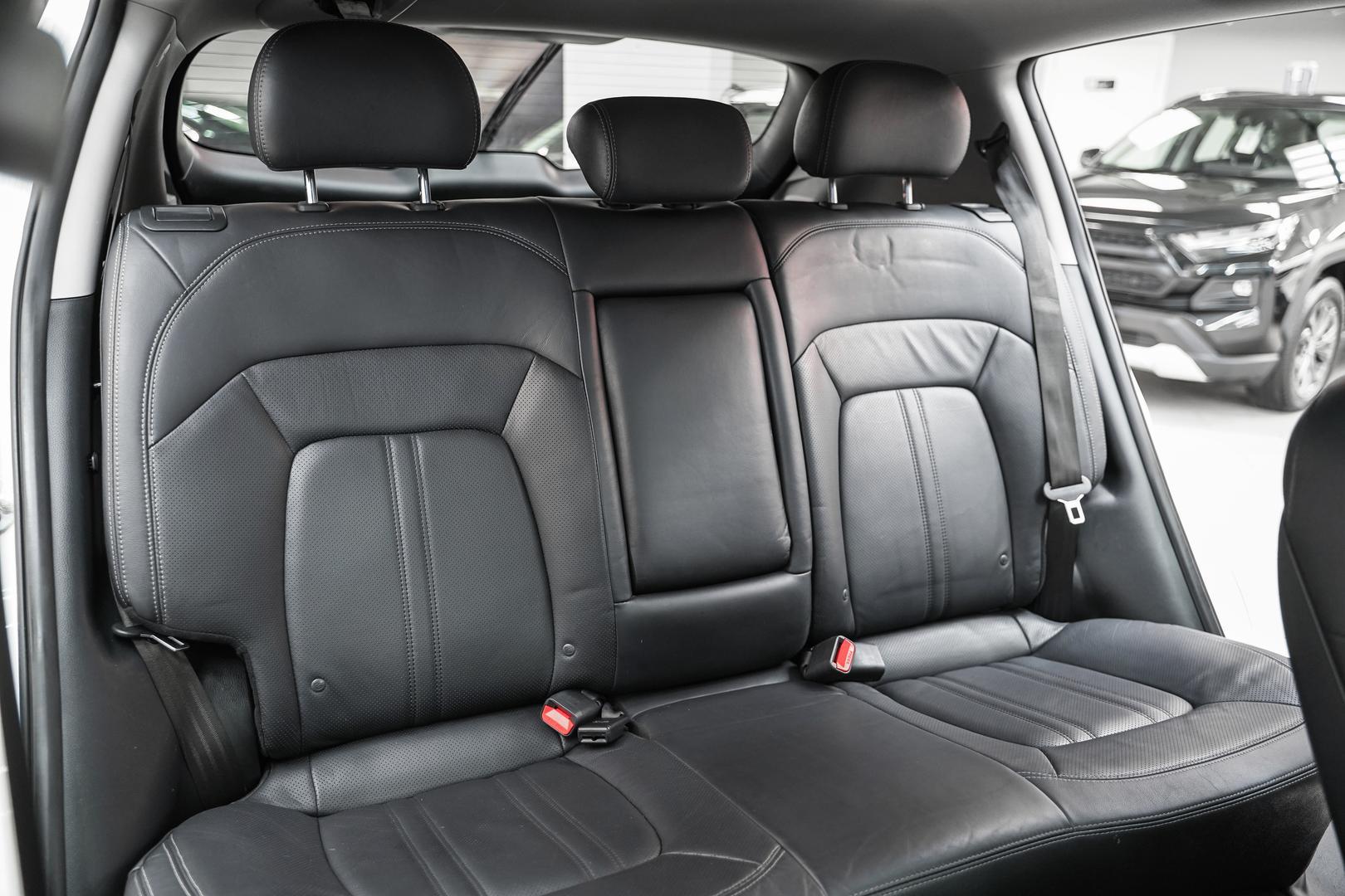Kia Sportage 2012, белый, ДЦ Орехово