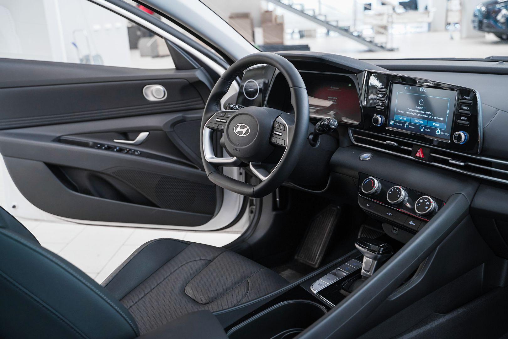 Hyundai Elantra 2024, белый, ДЦ Орехово