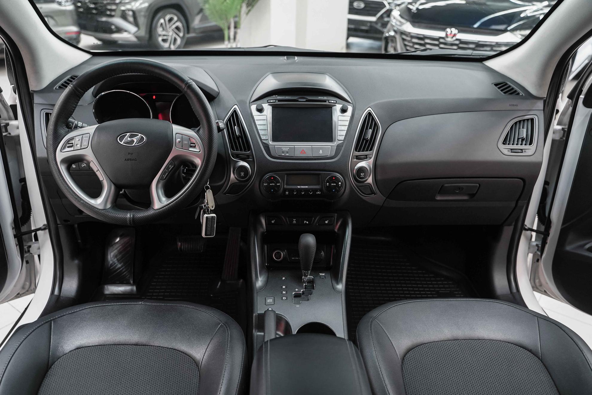 Hyundai ix35 2014, белый, ДЦ Орехово