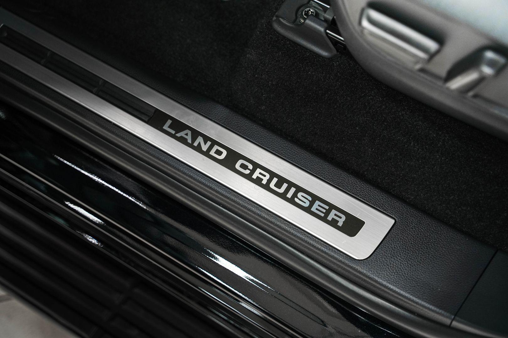 Toyota Land Cruiser 2024, черный, ДЦ Орехово