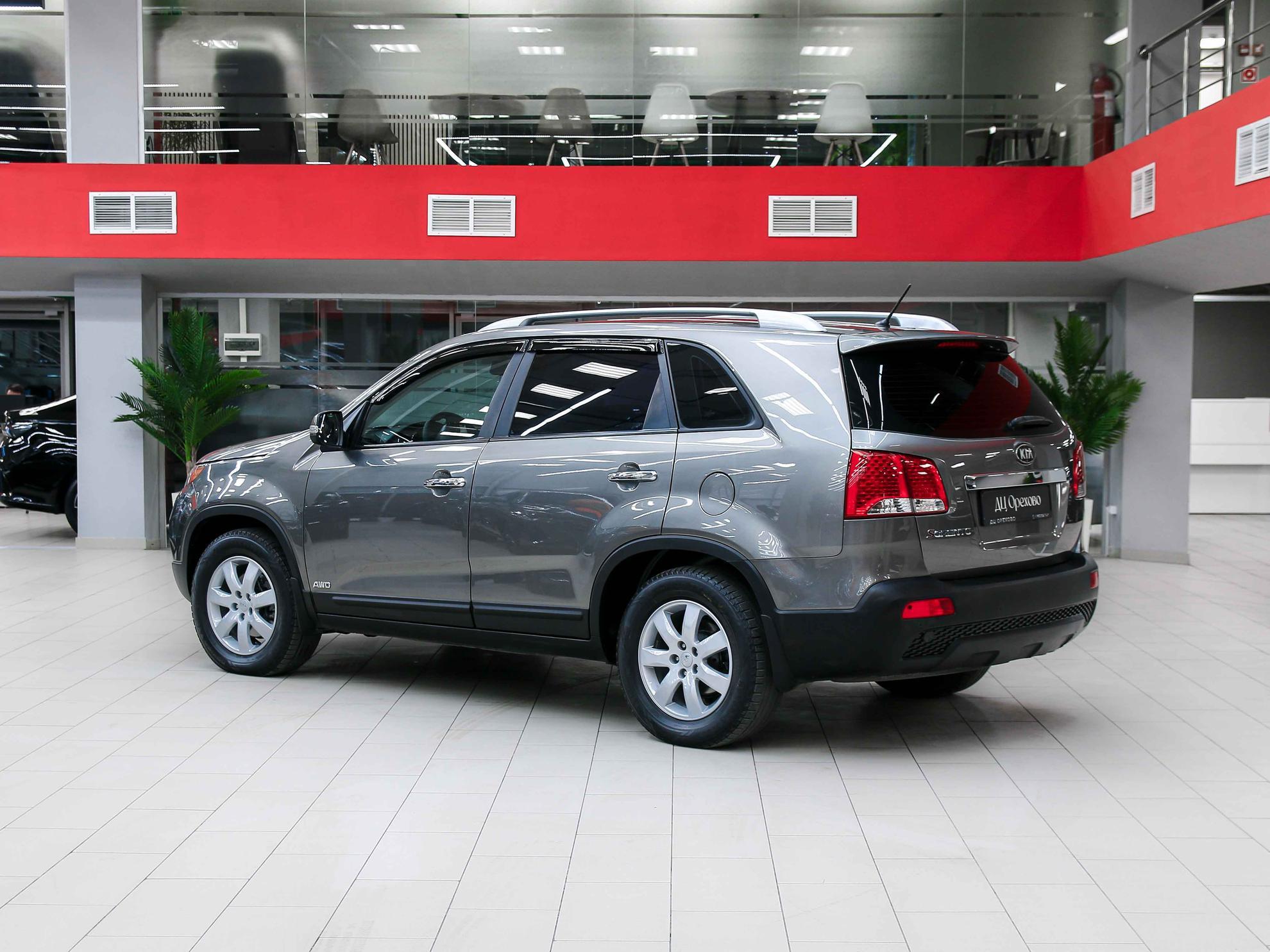 Kia Sorento 2011, серебряный, ДЦ Орехово