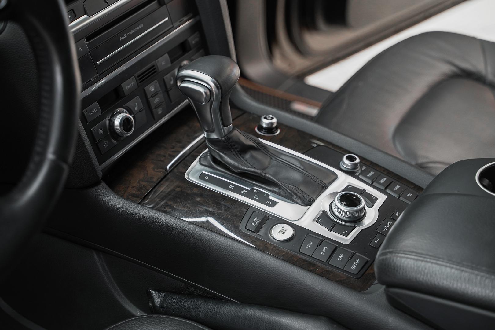 Audi Q7 2012, коричневый, ДЦ Орехово