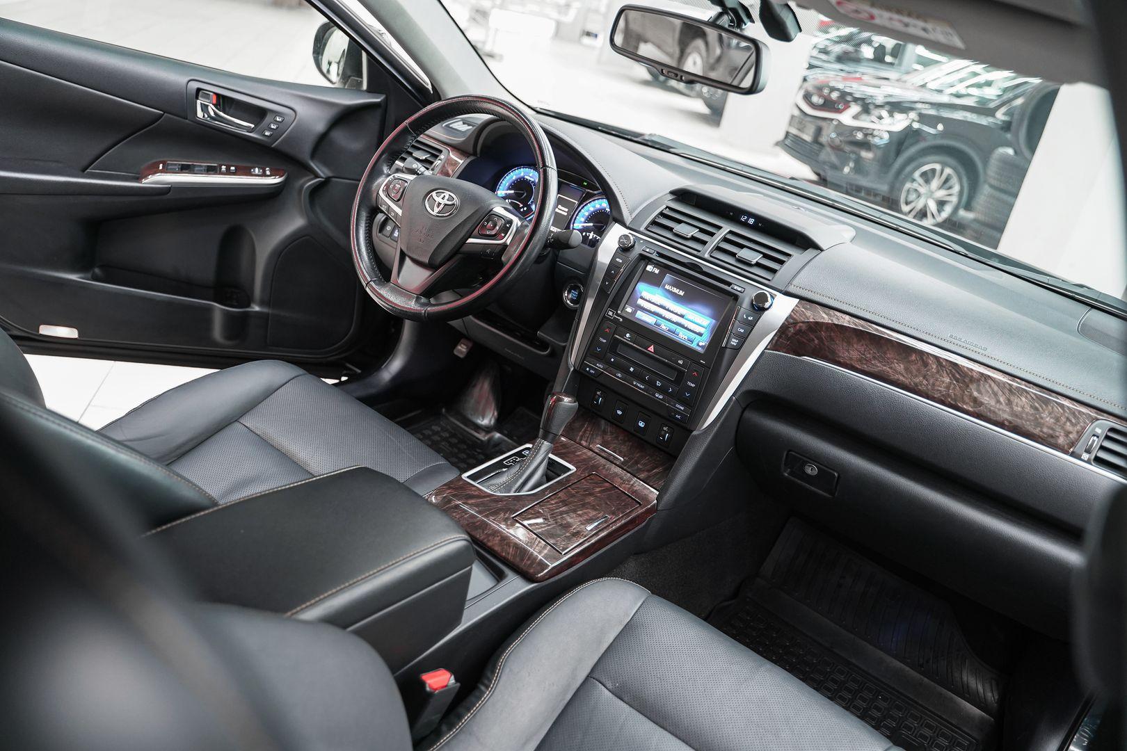 Toyota Camry 2017, черный, ДЦ Орехово