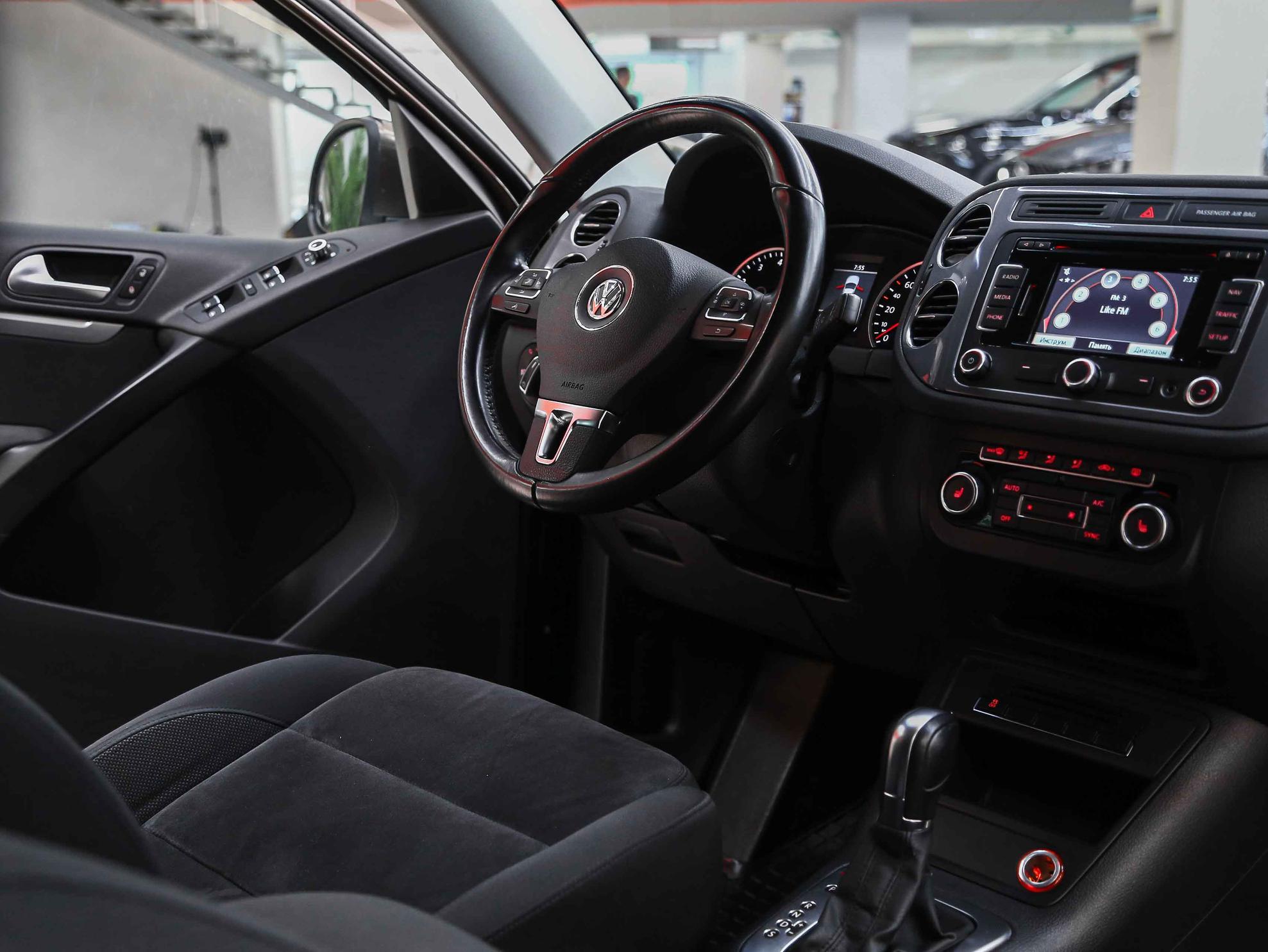 Volkswagen Tiguan 2014, коричневый, ДЦ Орехово