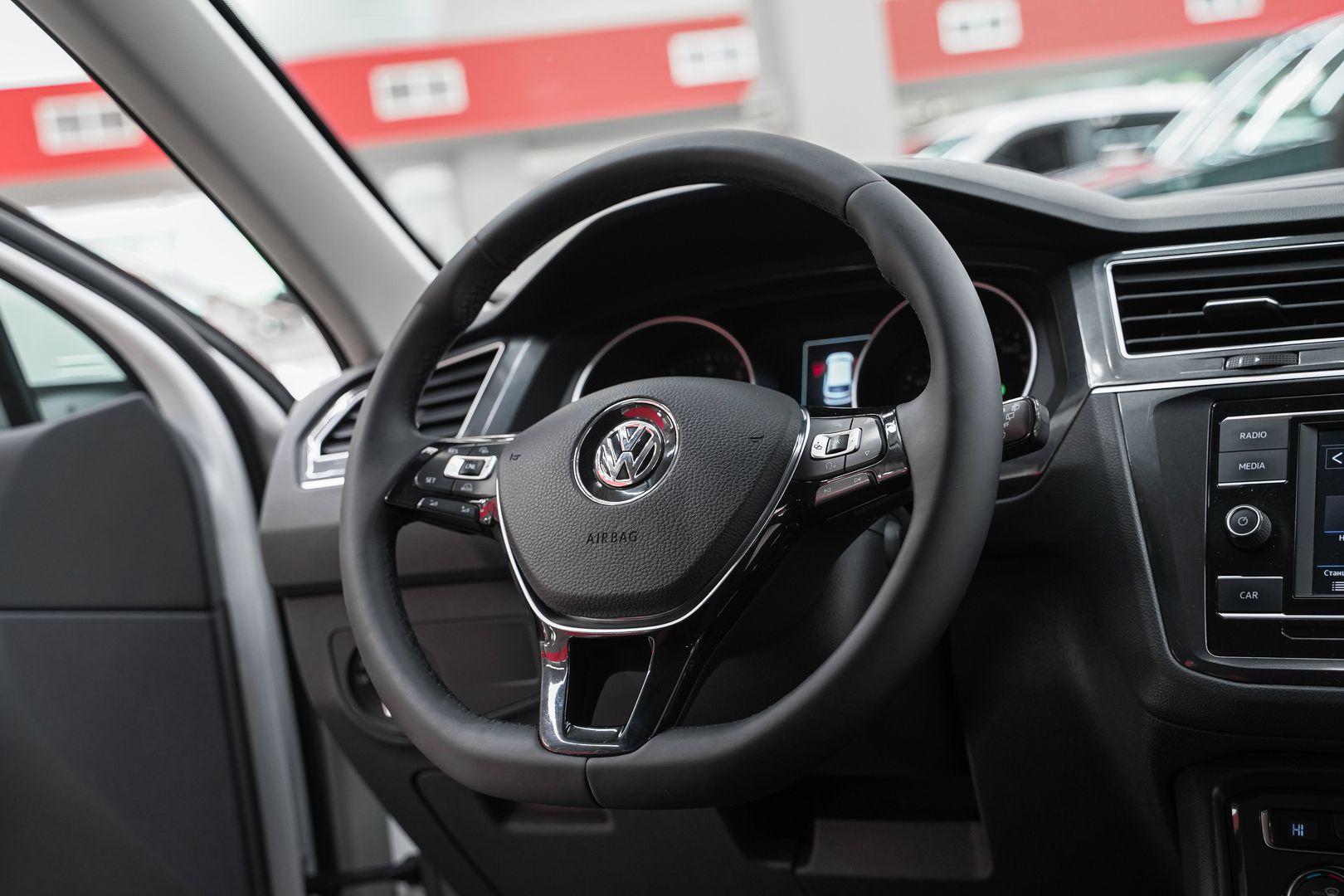 Volkswagen Tiguan 2017, белый, ДЦ Орехово