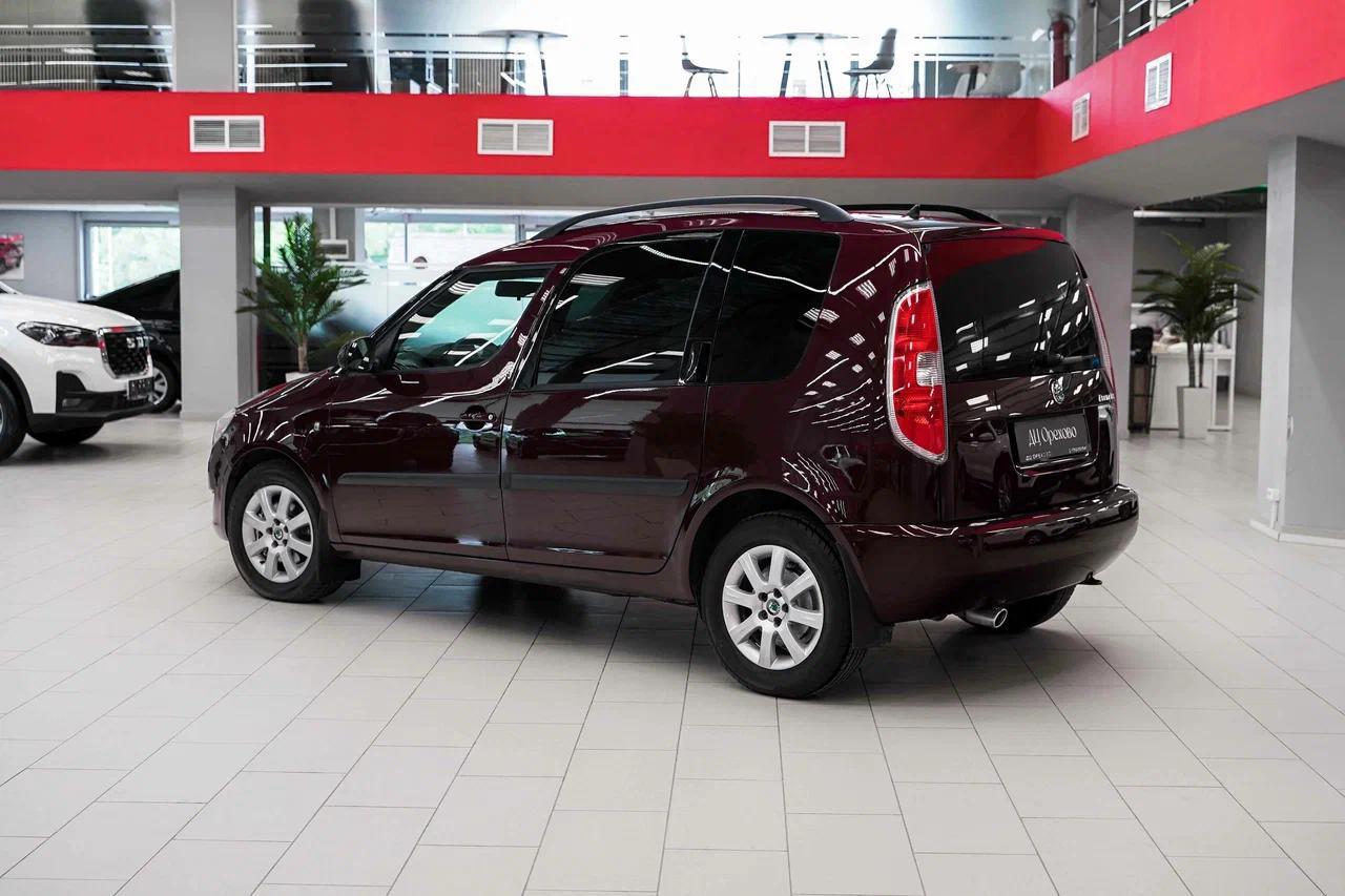 Skoda Roomster 2012, пурпурный, ДЦ Орехово