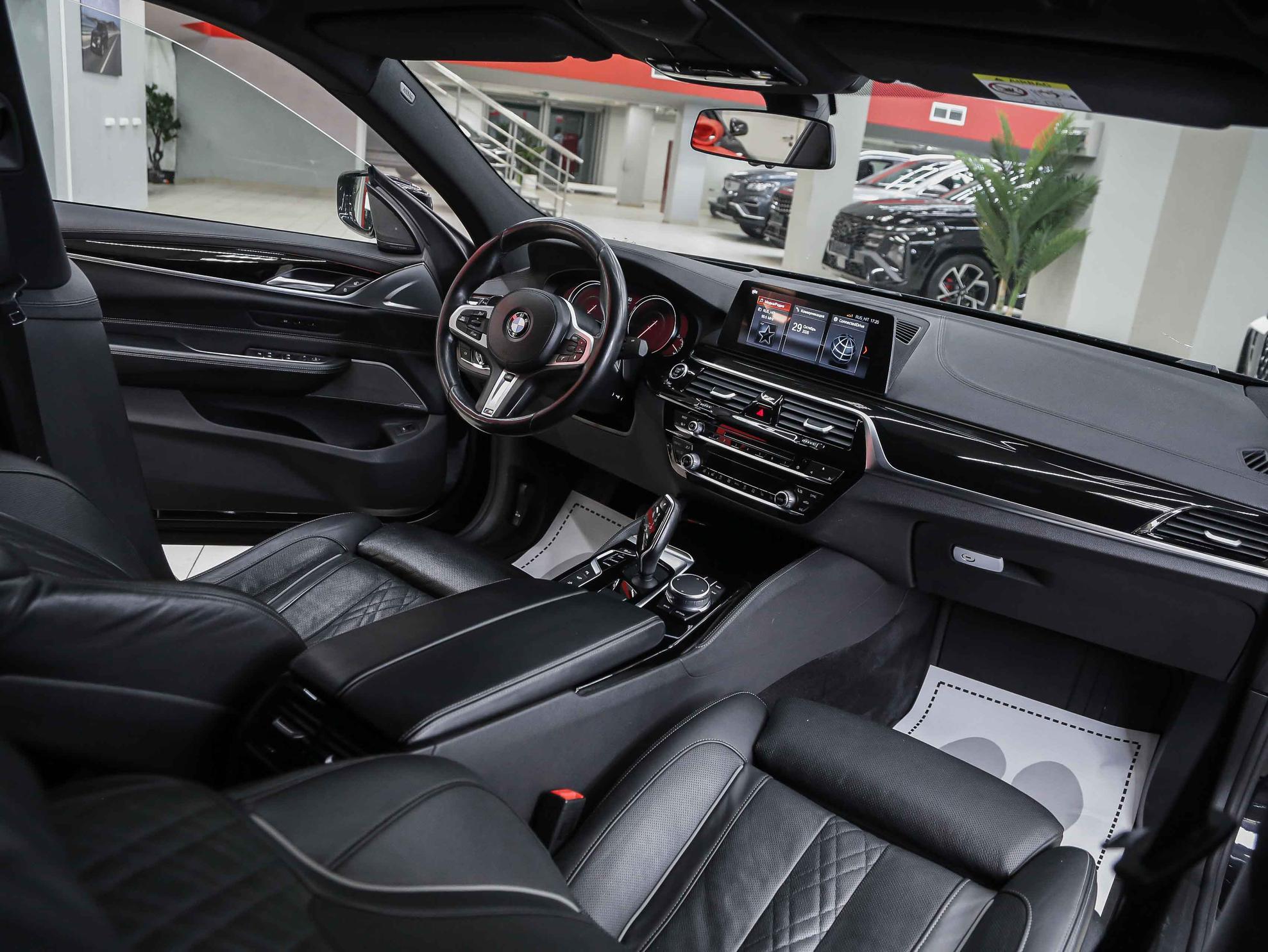 BMW 6 серии 2017, черный, ДЦ Орехово