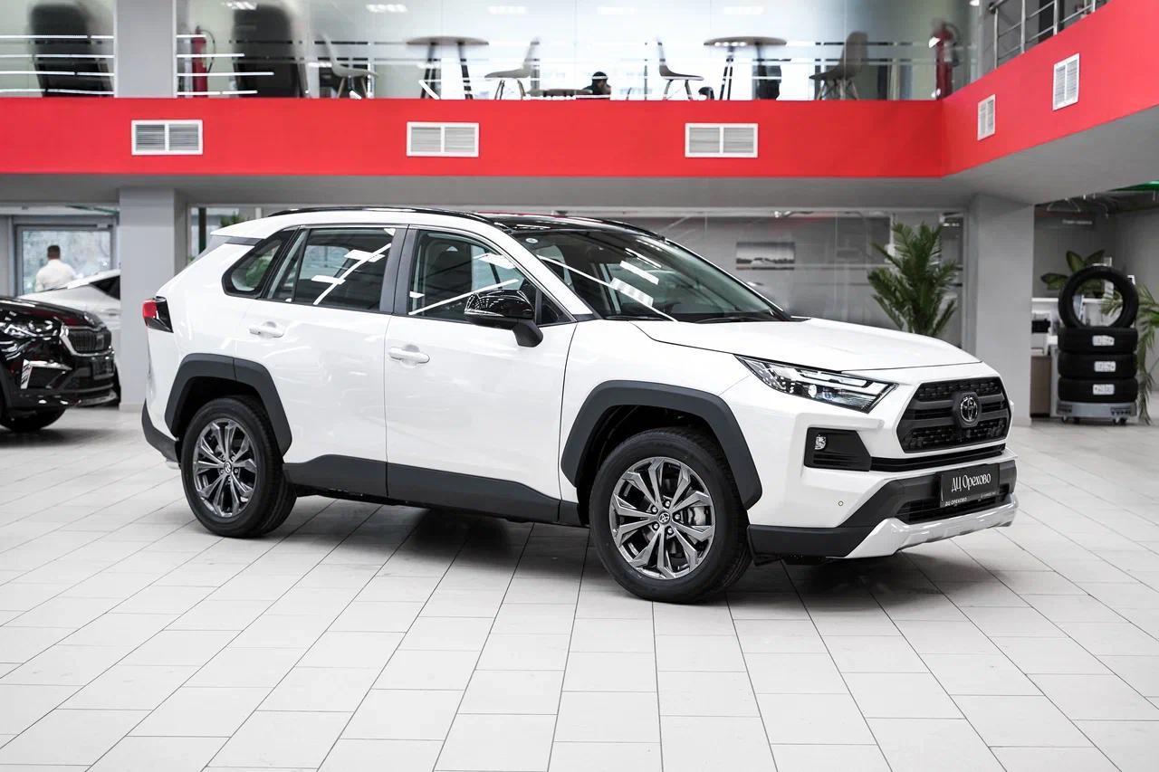 Toyota RAV4 2025, белый, ДЦ Орехово