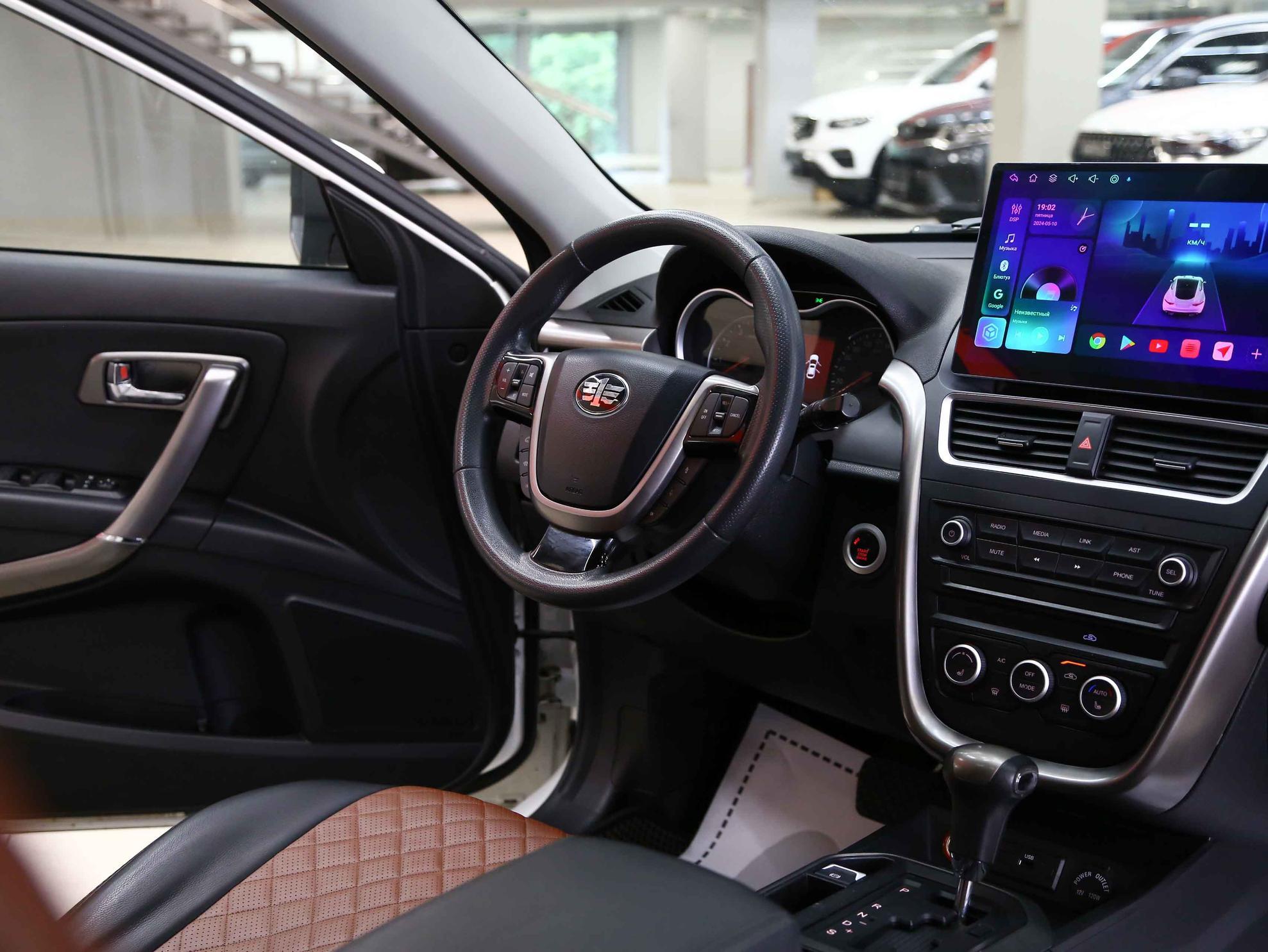 FAW Besturn X80 2020, белый, ДЦ Орехово