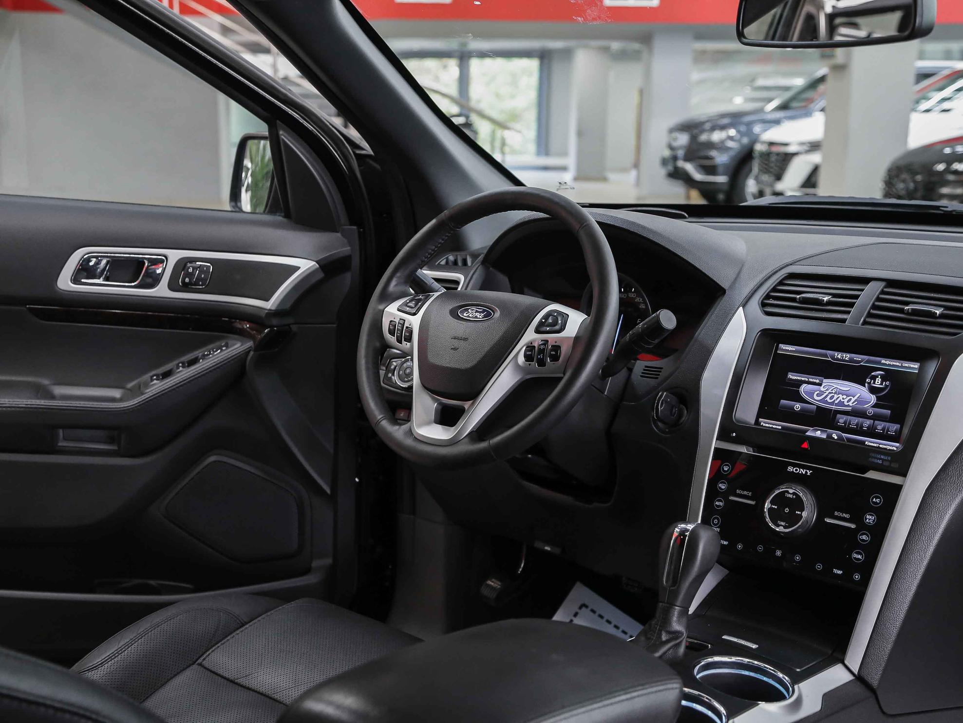 Ford Explorer 2013, черный, ДЦ Орехово