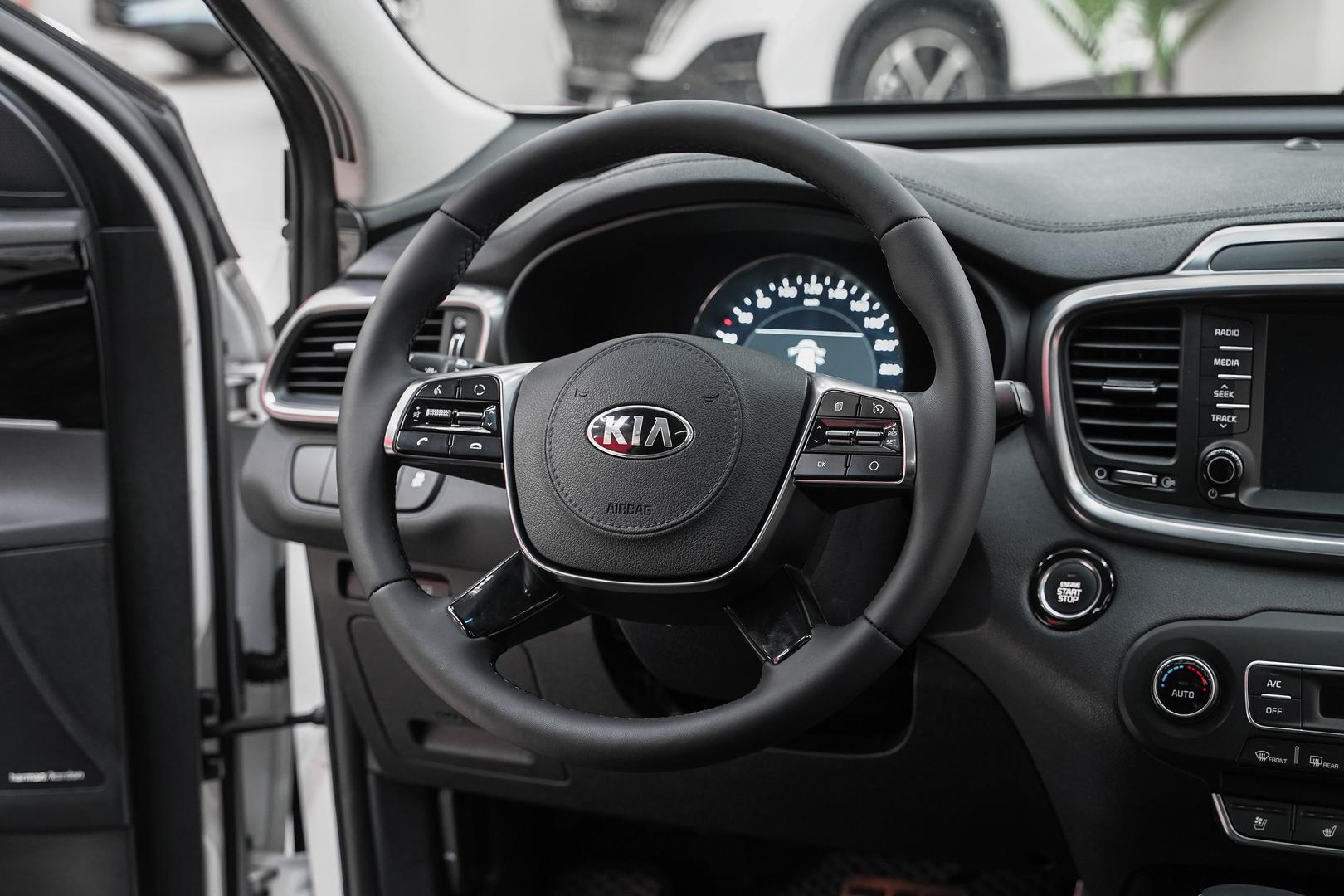 Kia Sorento 2018, белый, ДЦ Орехово