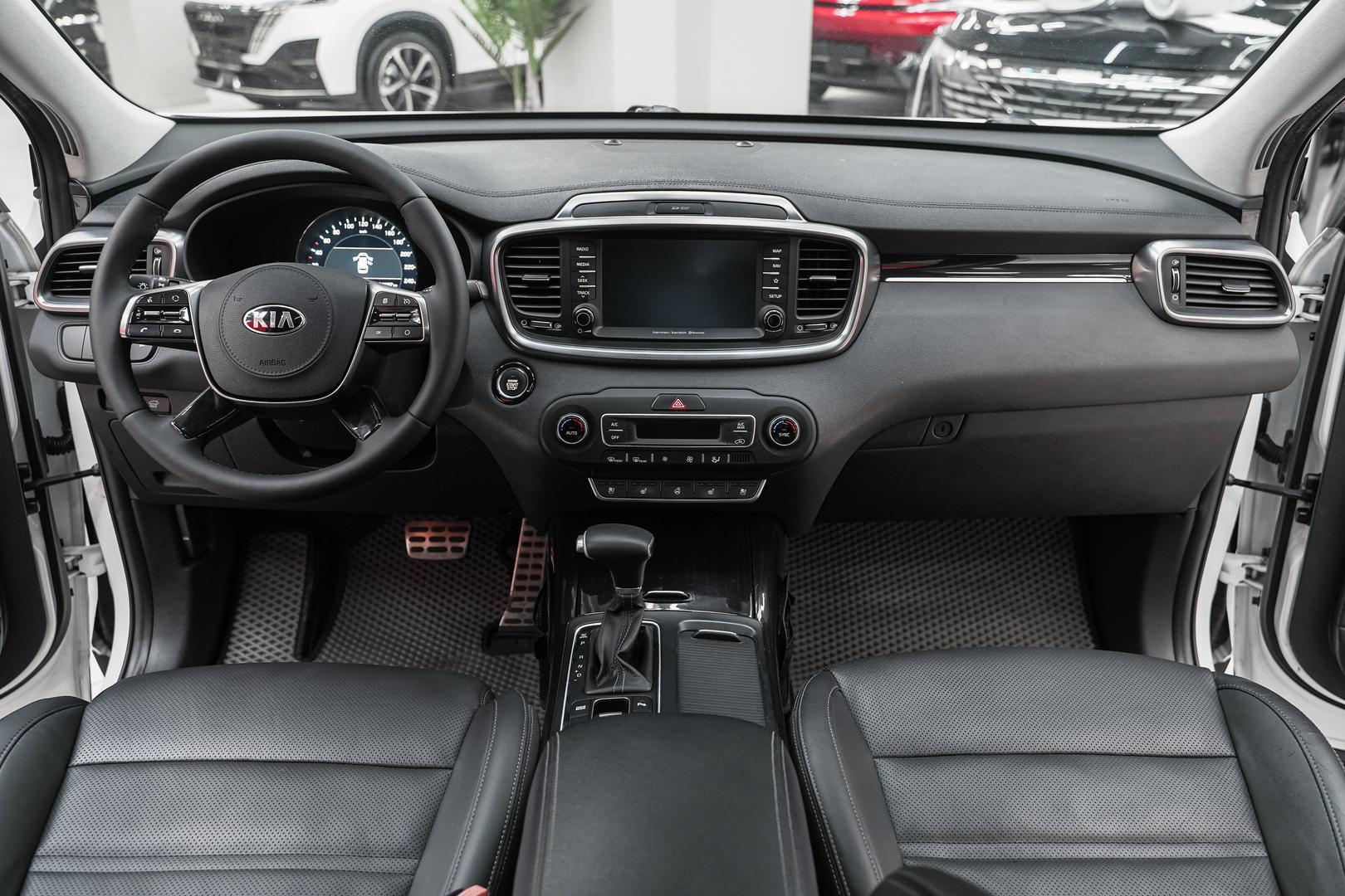 Kia Sorento 2018, белый, ДЦ Орехово