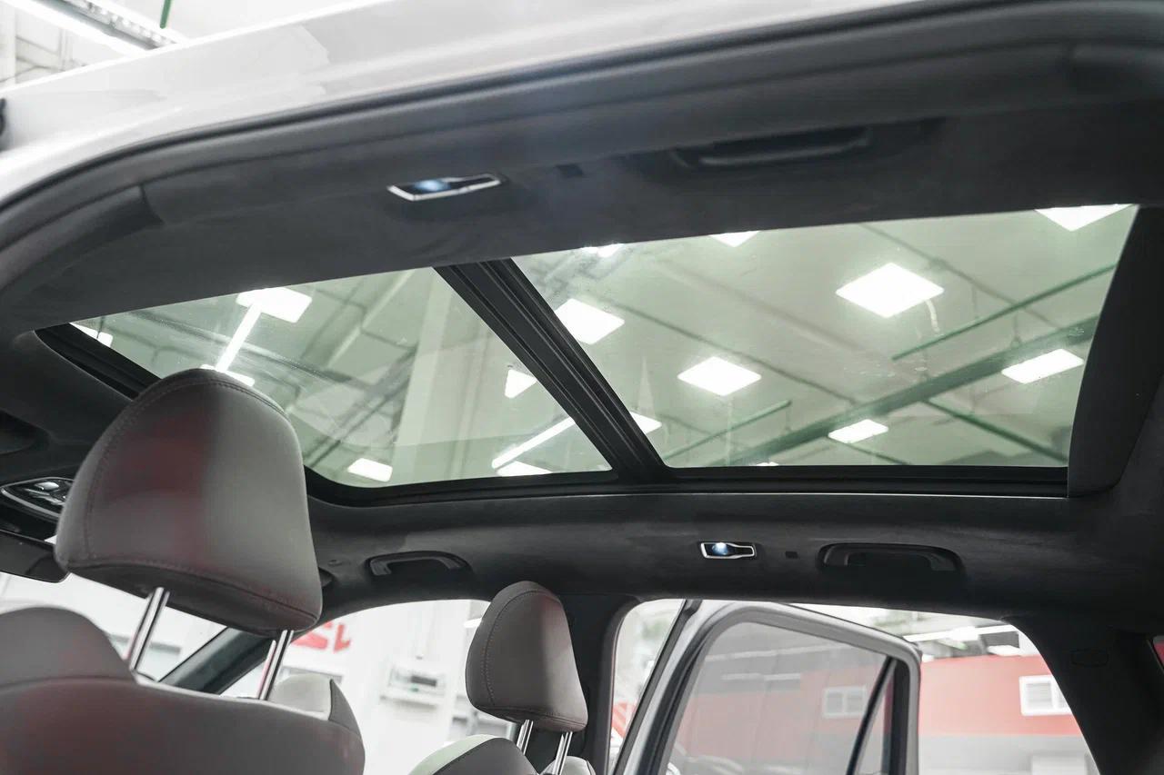 Geely Monjaro 2022, белый, ДЦ Орехово
