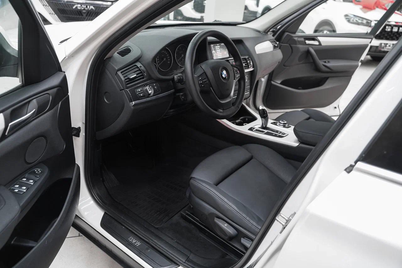 BMW X3 2012, белый, ДЦ Орехово
