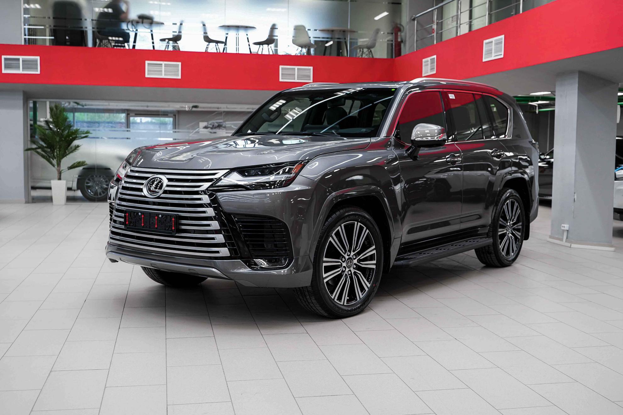 Lexus LX 2026, серый, ДЦ Орехово