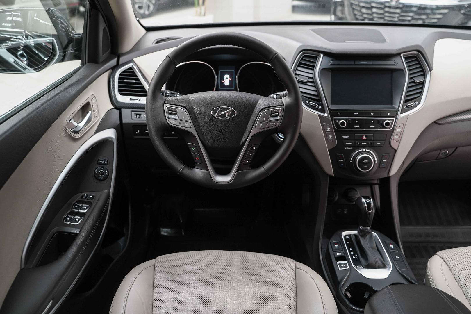 Hyundai Santa Fe 2016, черный, ДЦ Орехово