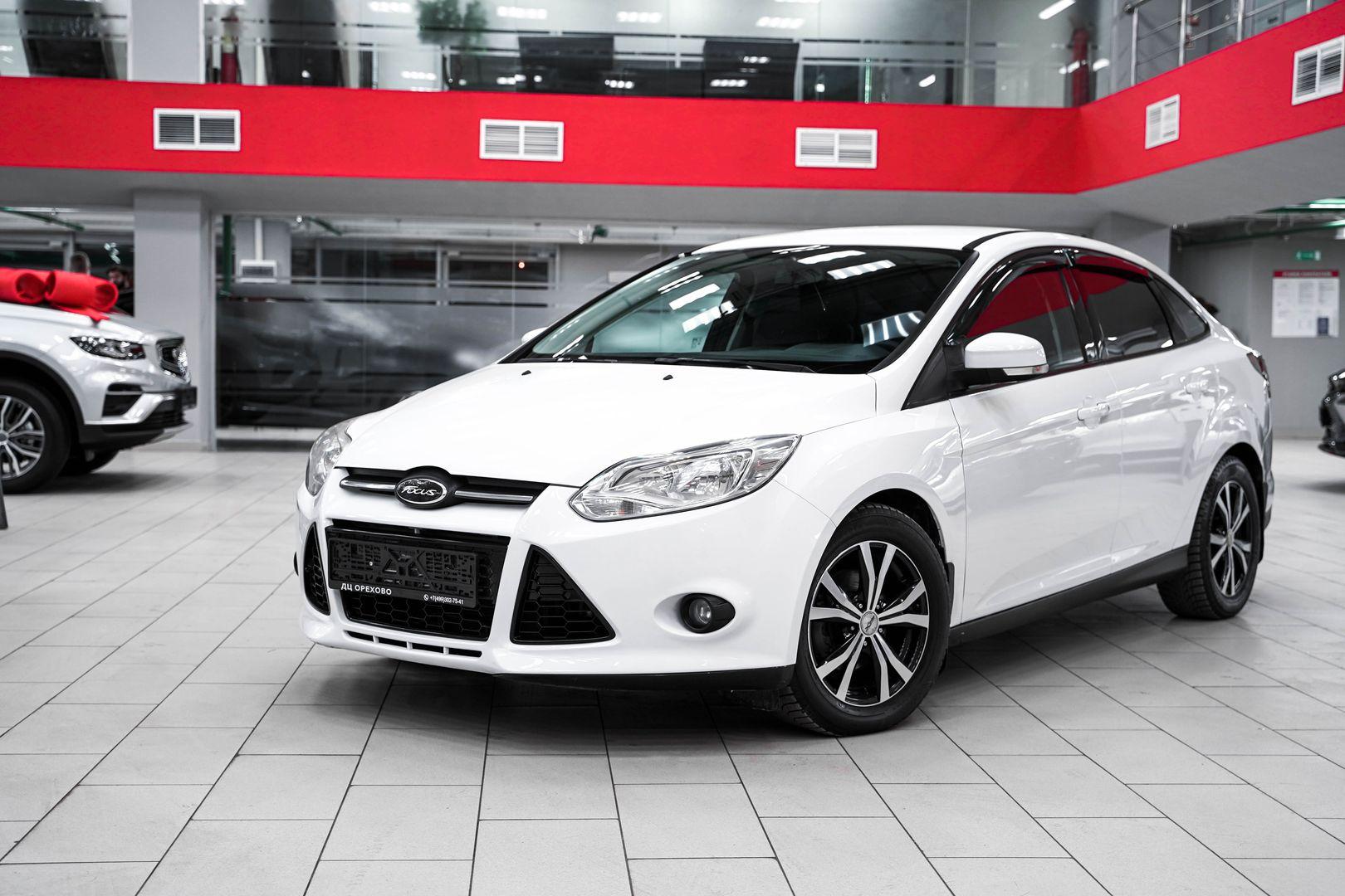 Ford Focus 2012, белый, ДЦ Орехово