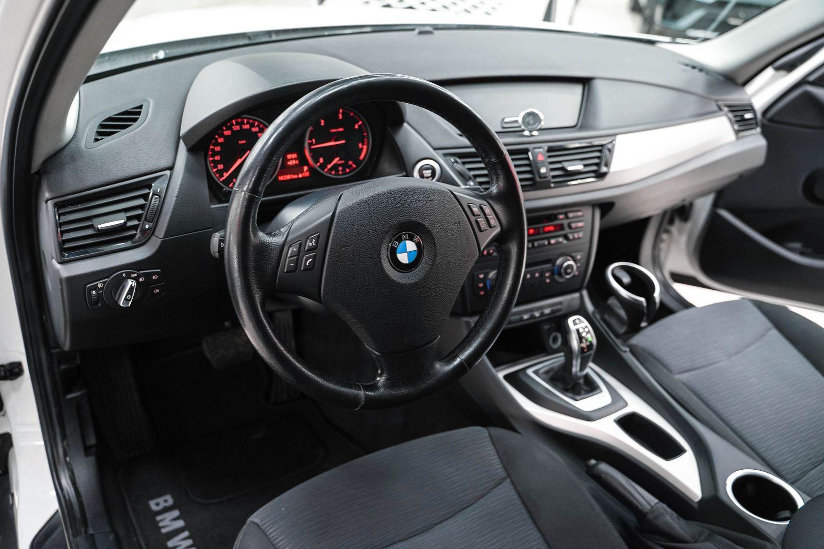 BMW X1 2013, белый, ДЦ Орехово