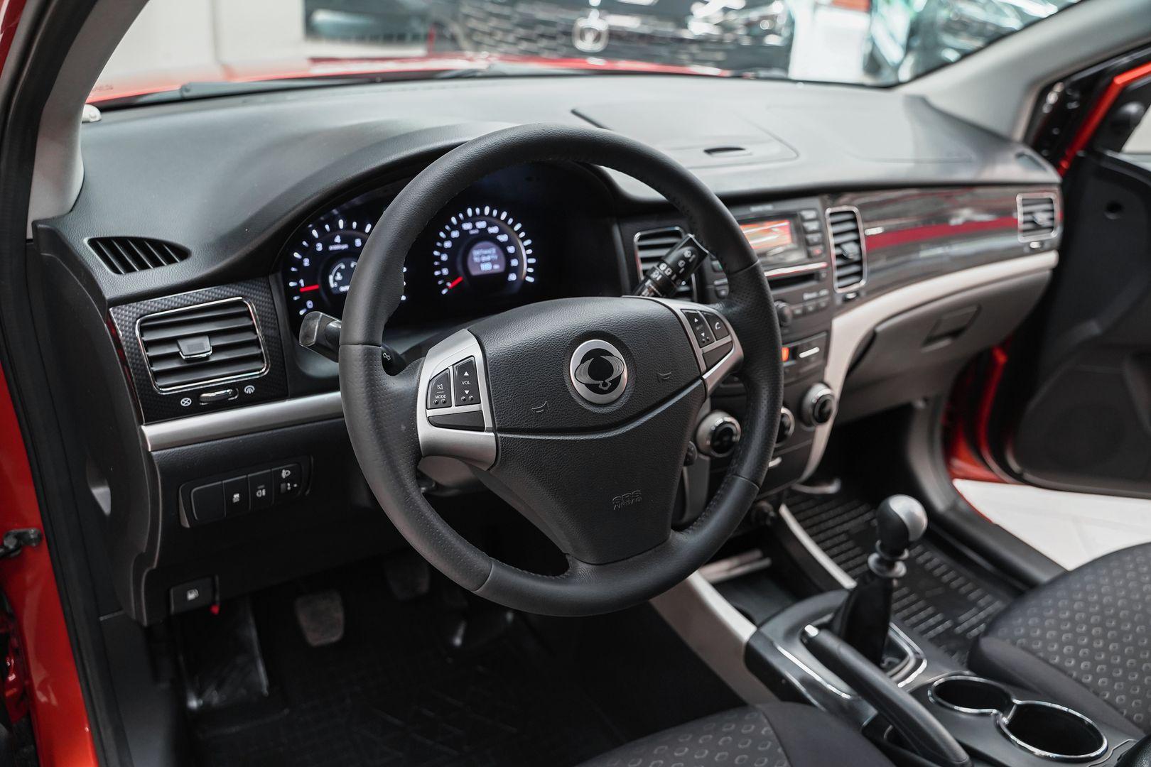 SsangYong Actyon 2012, красный, ДЦ Орехово