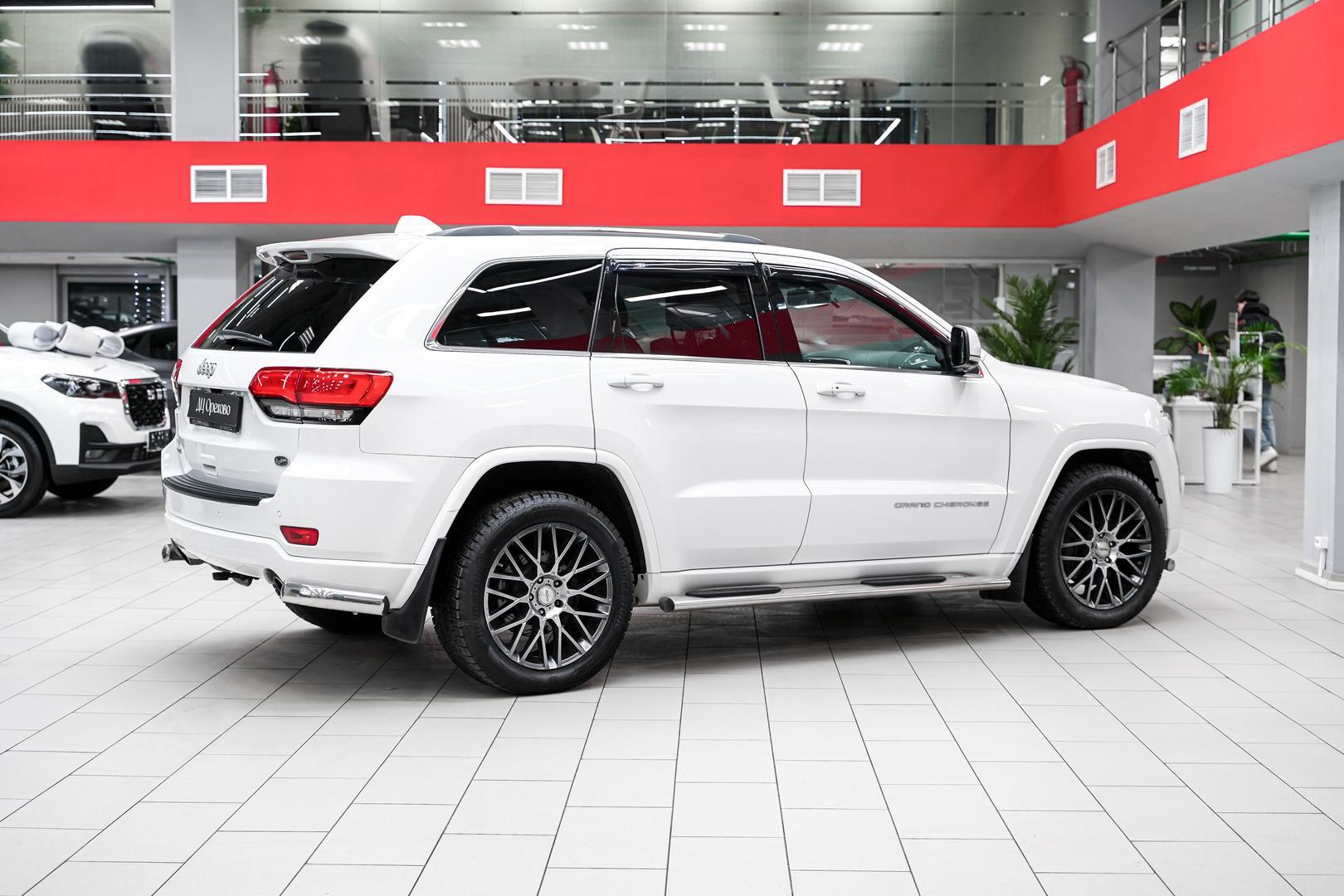 Jeep Grand Cherokee 2015, белый, ДЦ Орехово