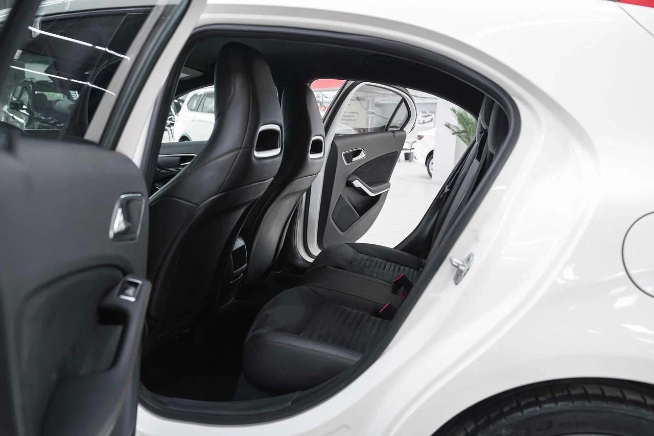 Mercedes-Benz A-Класс 2013, белый, ДЦ Орехово