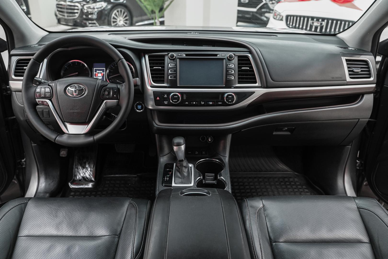 Toyota Highlander 2014, серый, ДЦ Орехово