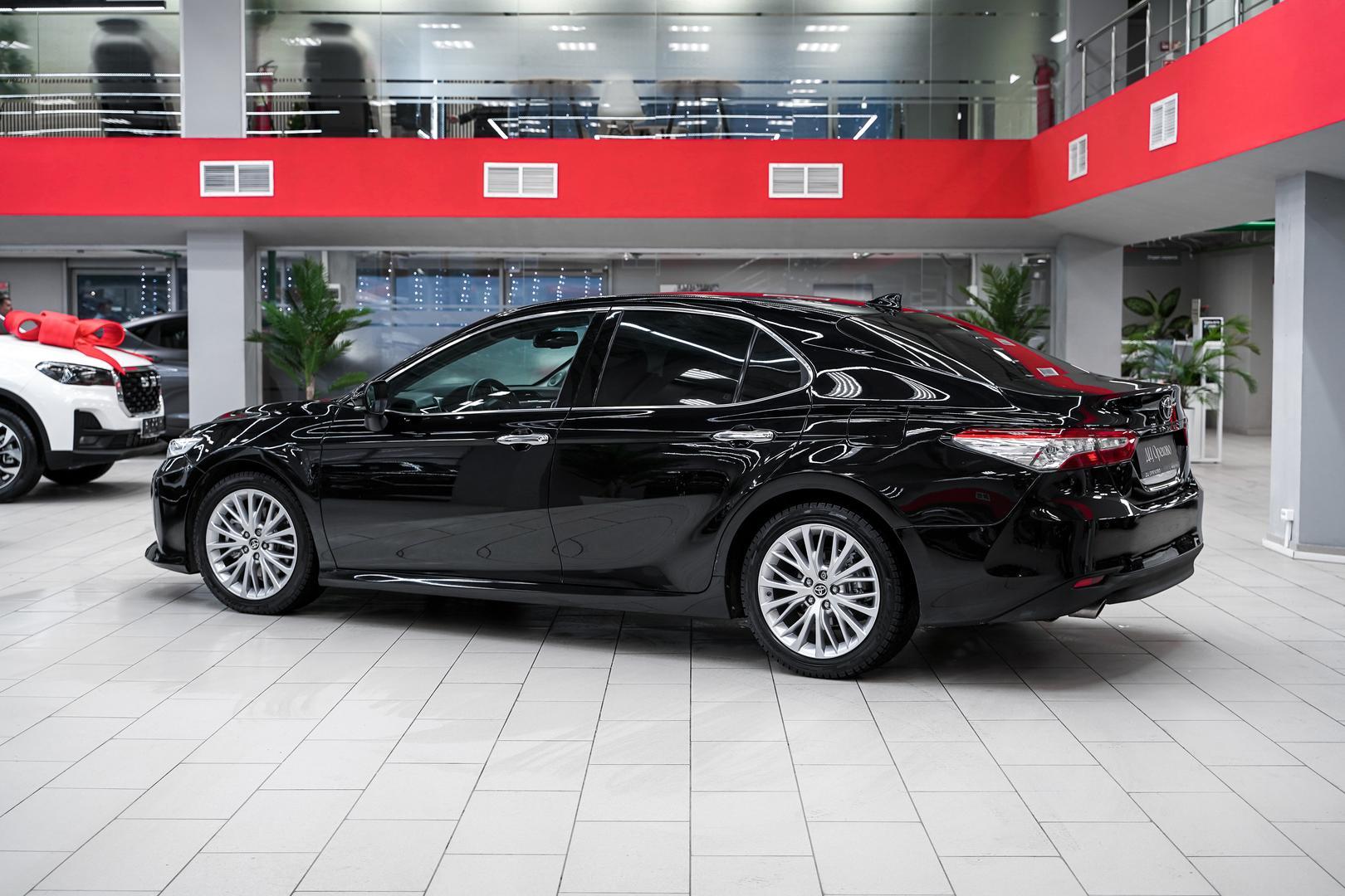 Toyota Camry 2020, черный, ДЦ Орехово