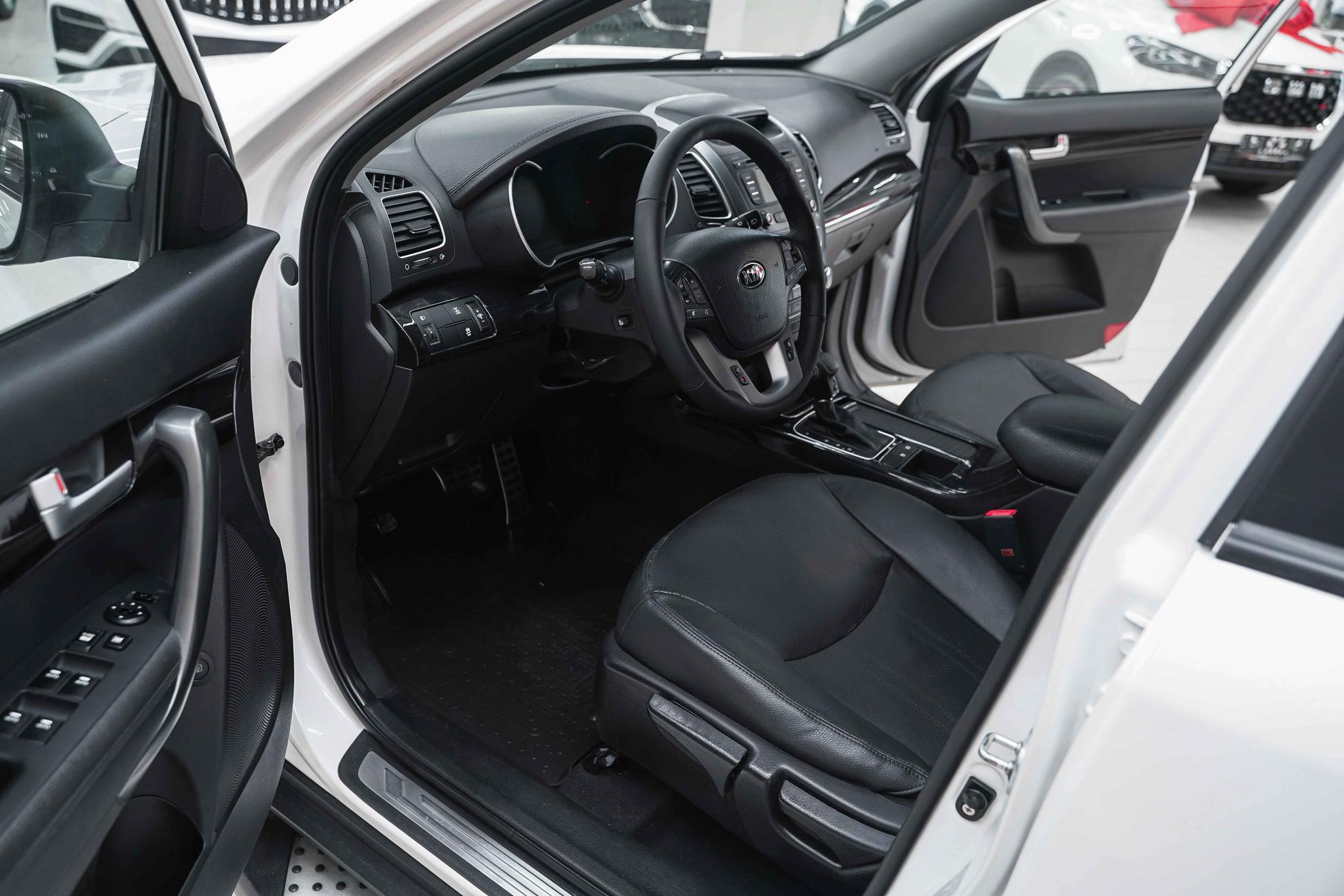 Kia Sorento 2014, белый, ДЦ Орехово