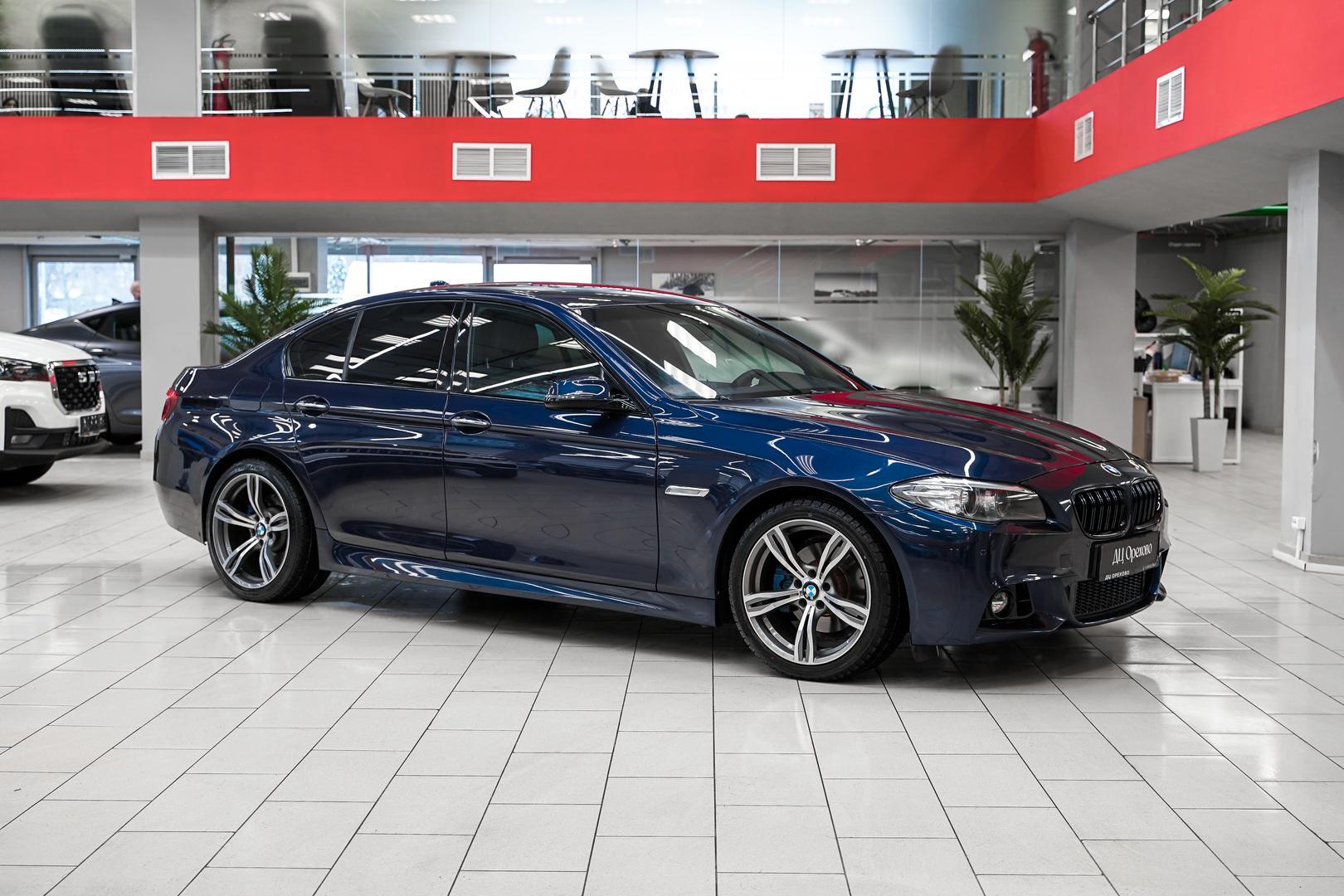 BMW 5 серии 2016, синий, ДЦ Орехово
