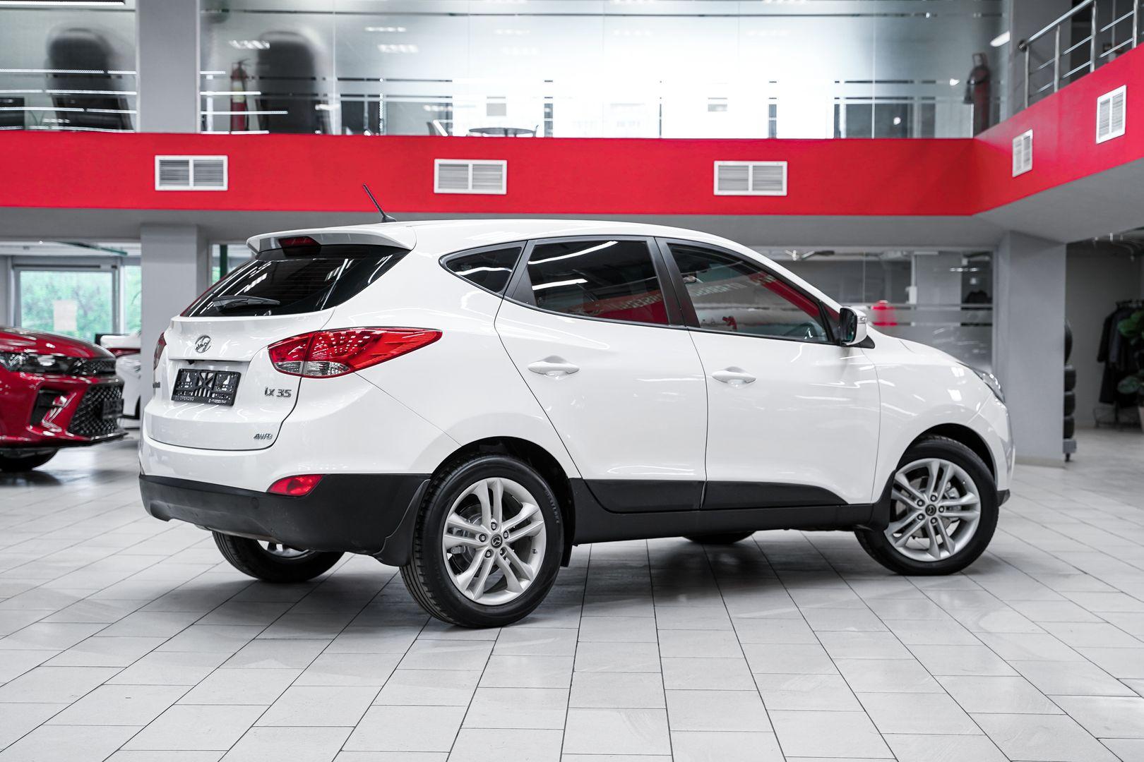 Hyundai ix35 2013, белый, ДЦ Орехово