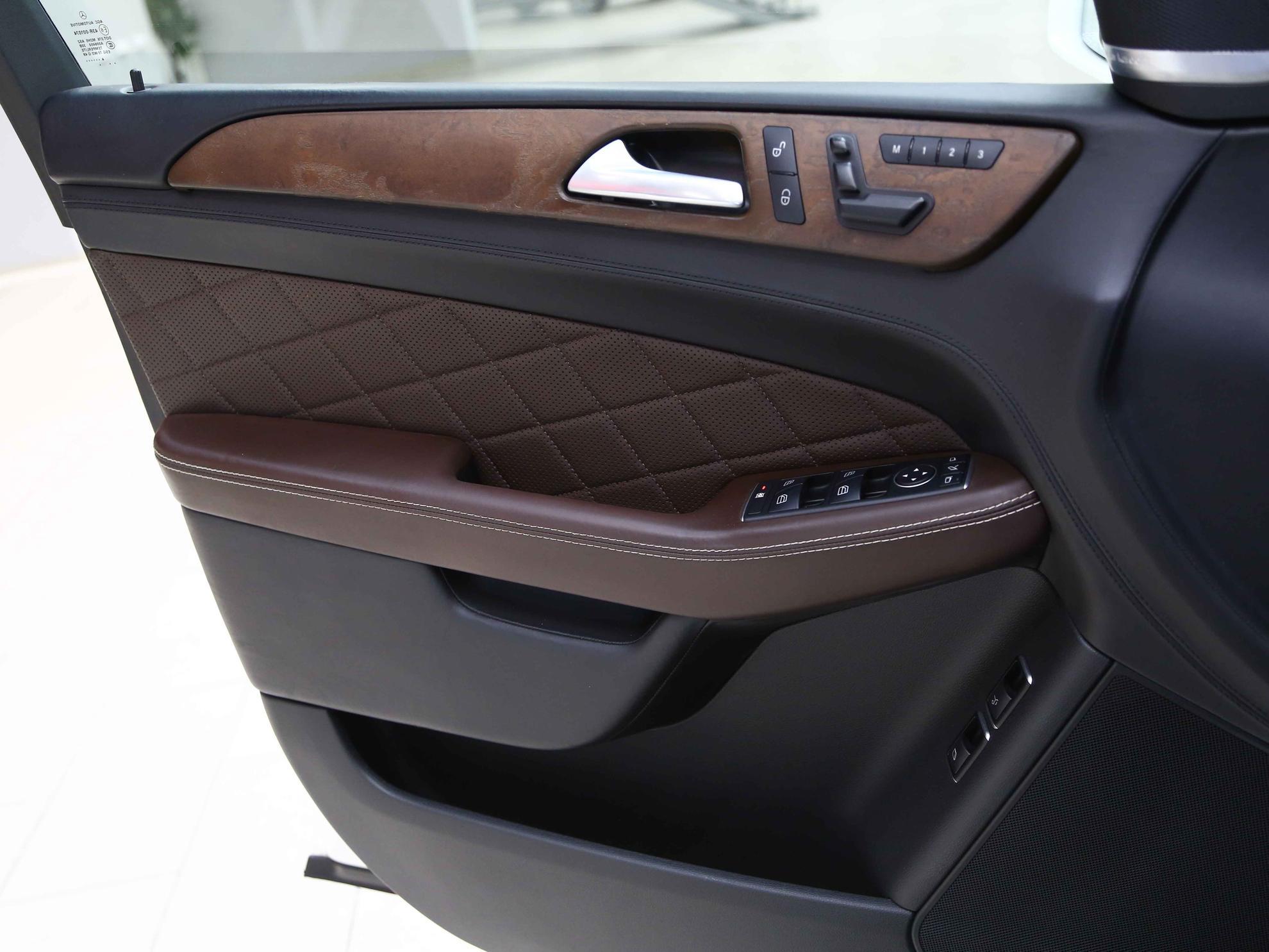 Mercedes-Benz GL-Класс 2014, белый, ДЦ Орехово