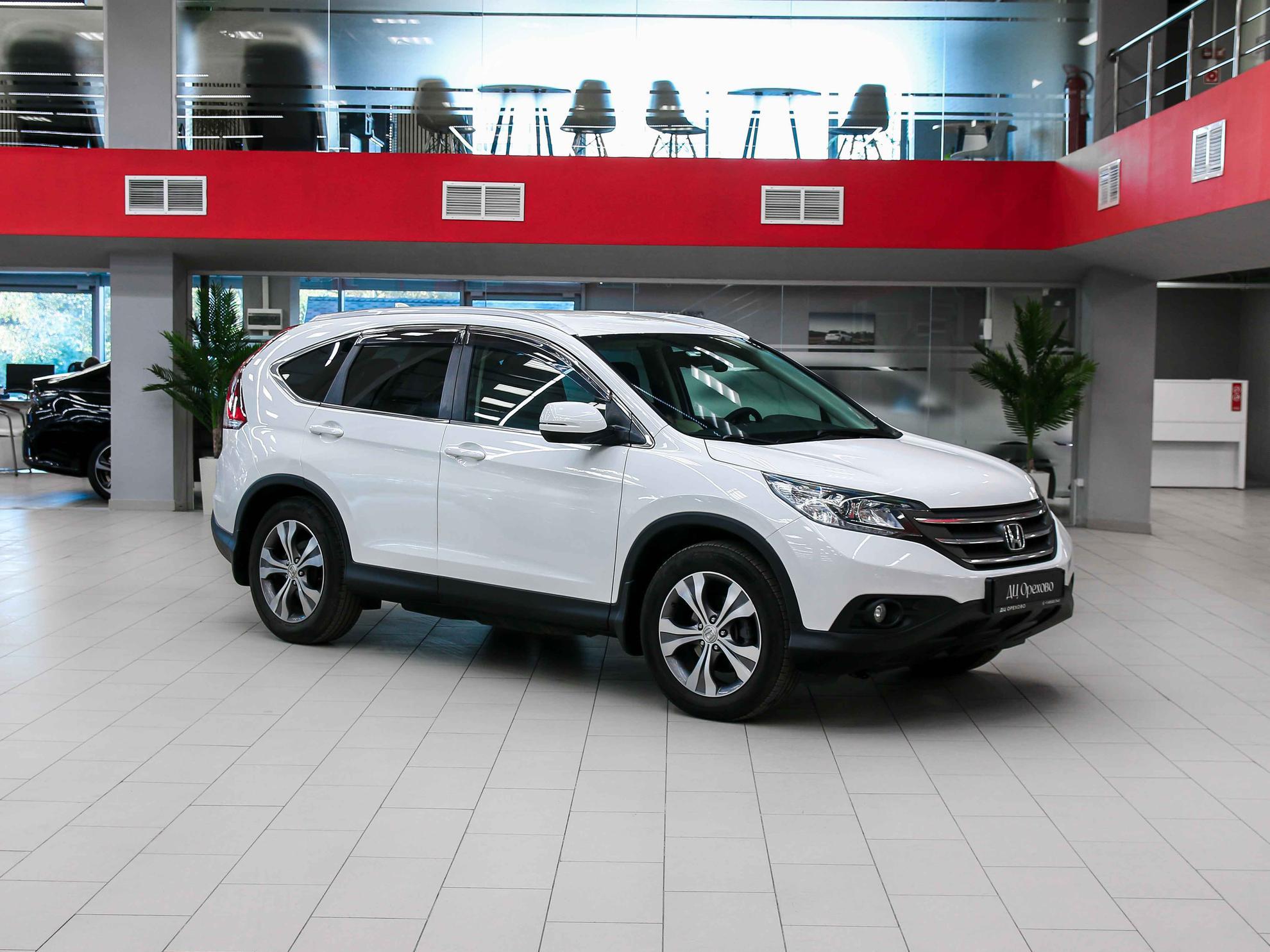 Honda CR-V 2013, белый, ДЦ Орехово