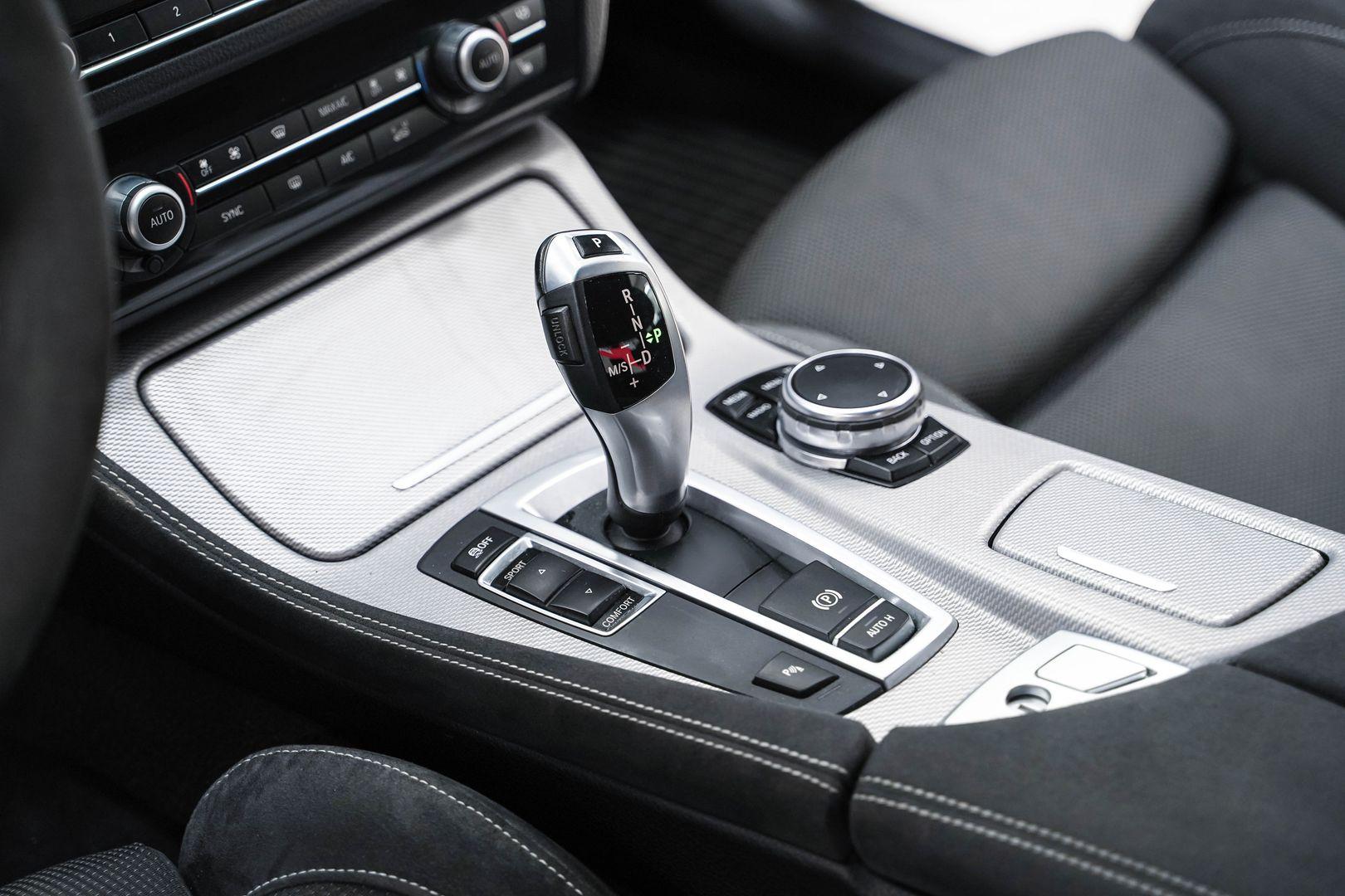 BMW 5 серии 2014, синий, ДЦ Орехово