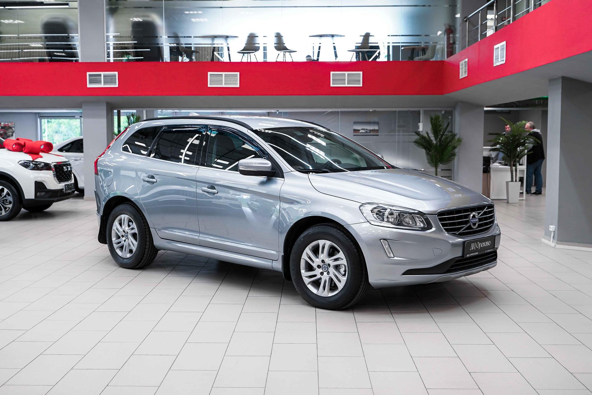 Volvo XC60 2015, серый, ДЦ Орехово