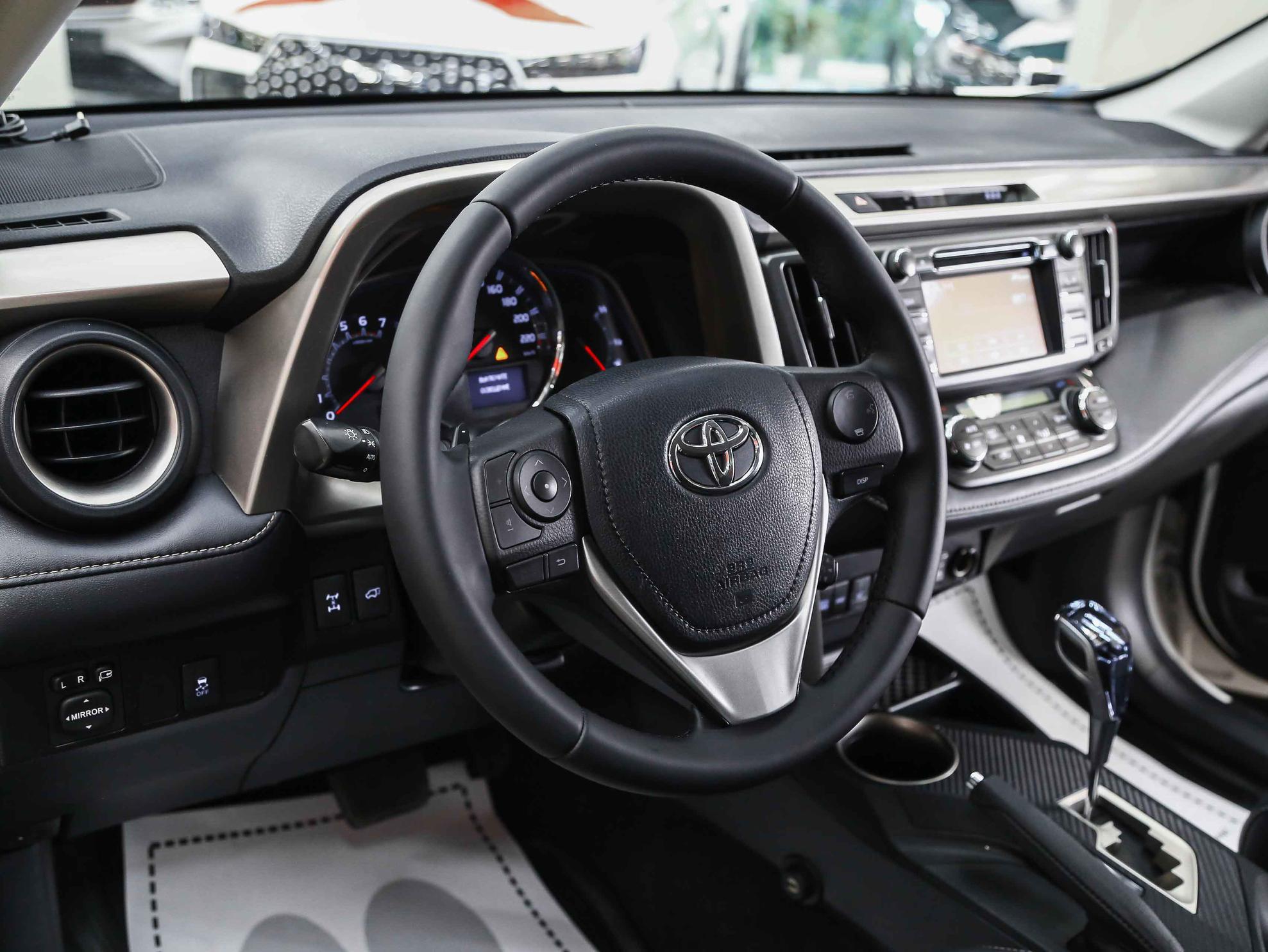 Toyota RAV4 2013, белый, ДЦ Орехово