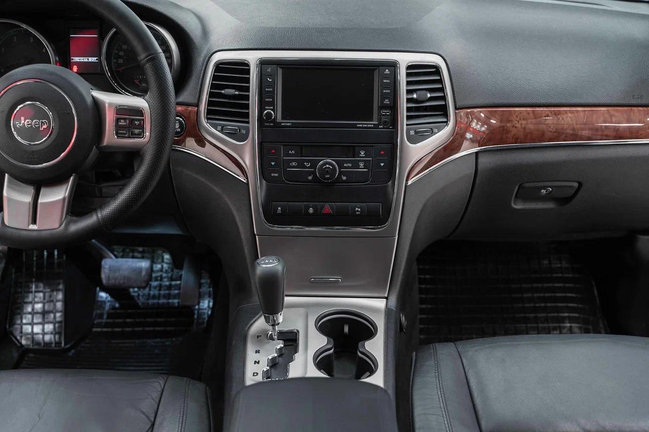 Jeep Grand Cherokee 2012, серый, ДЦ Орехово