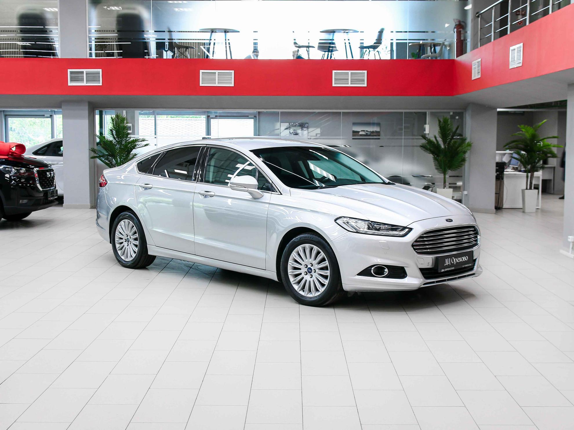 Ford Mondeo 2016, серебряный, ДЦ Орехово