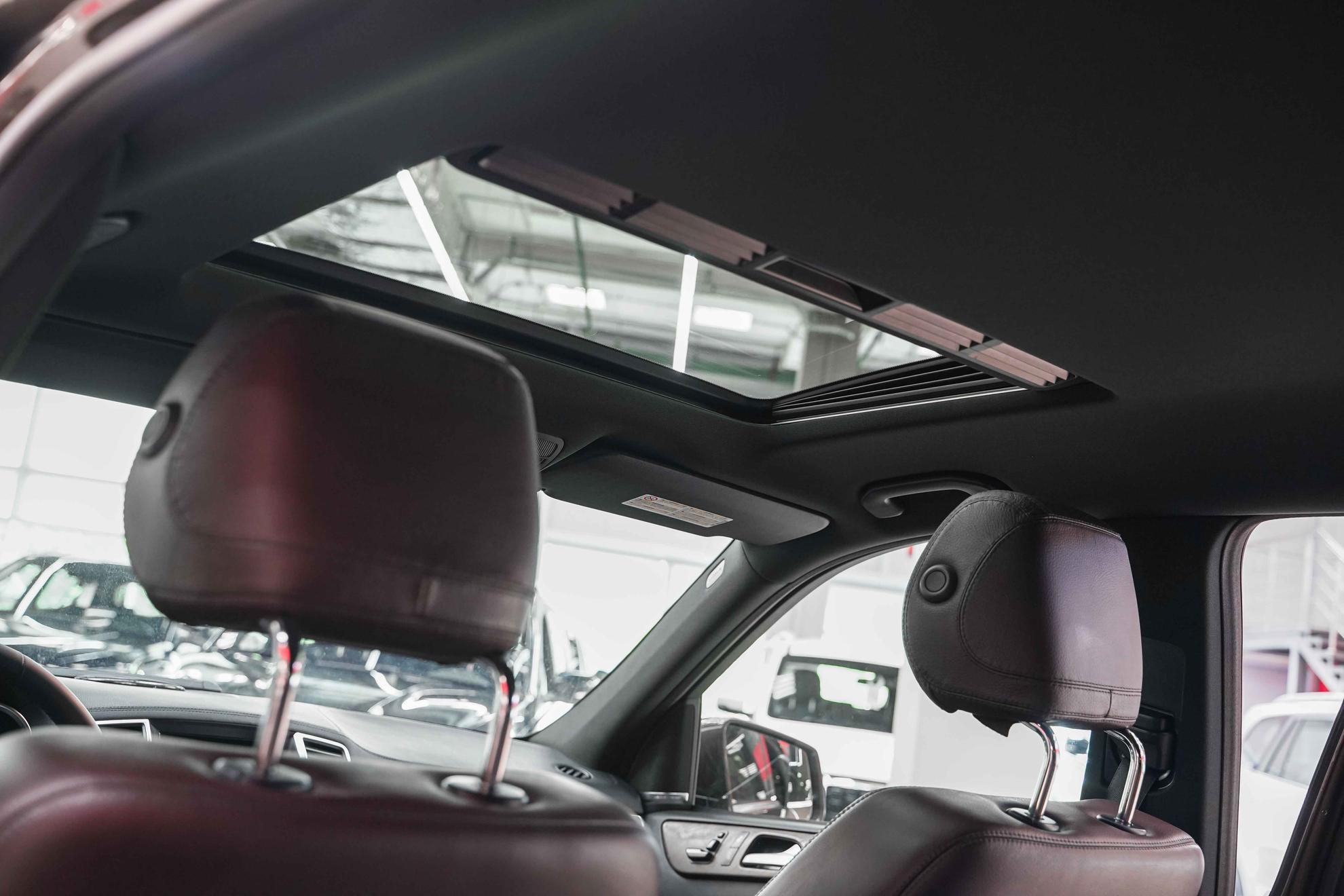 Mercedes-Benz GL-Класс 2013, коричневый, ДЦ Орехово