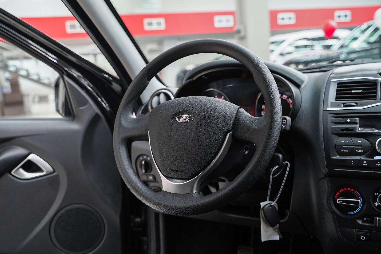 LADA (ВАЗ) Granta 2025, черный, ДЦ Орехово