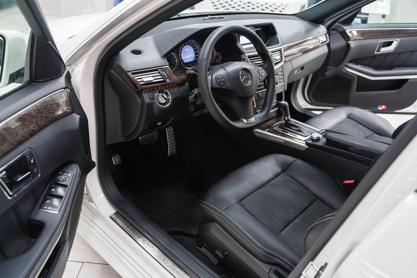 Mercedes-Benz E-Класс 2011, белый, ДЦ Орехово