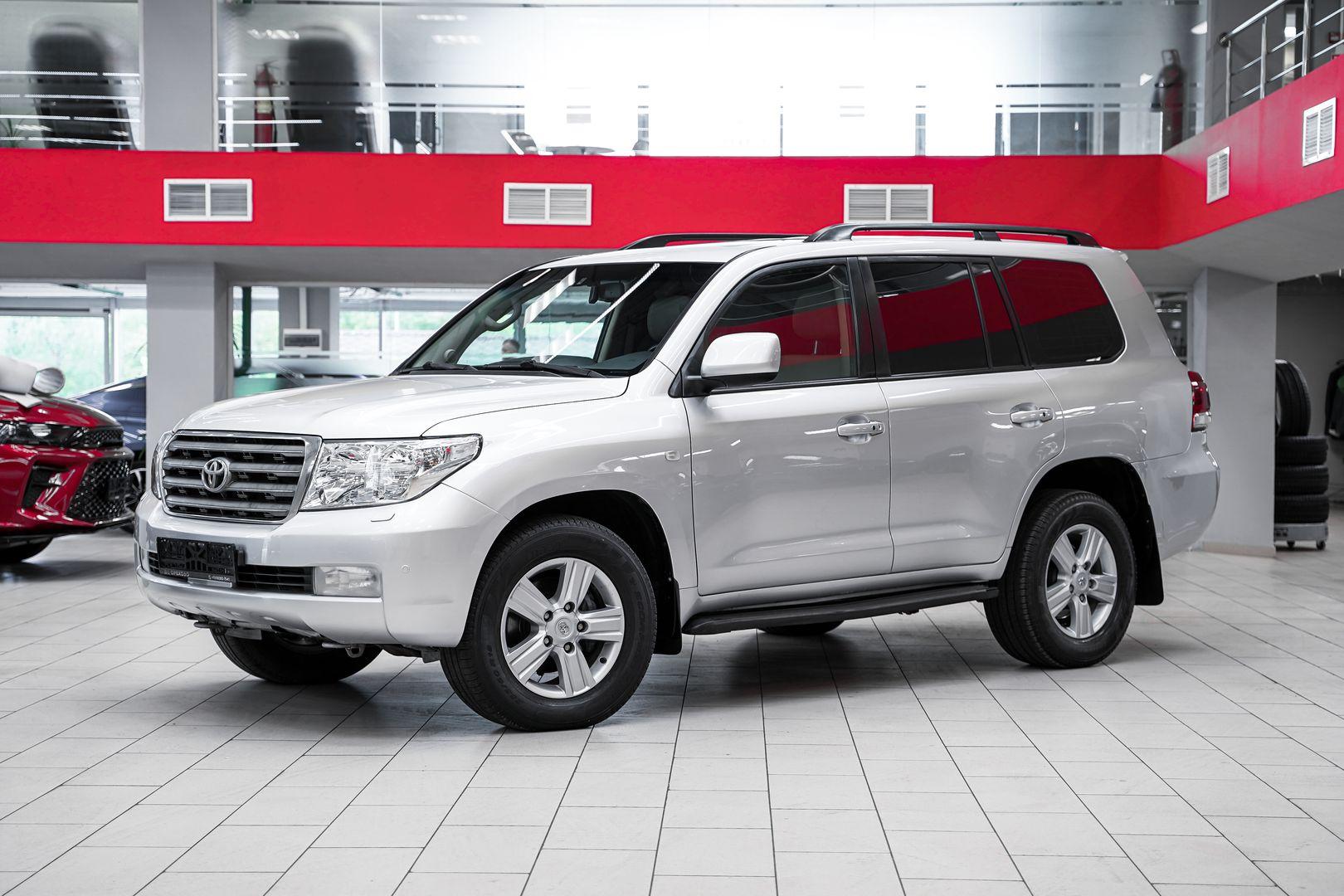 Toyota Land Cruiser 2008, серый, ДЦ Орехово