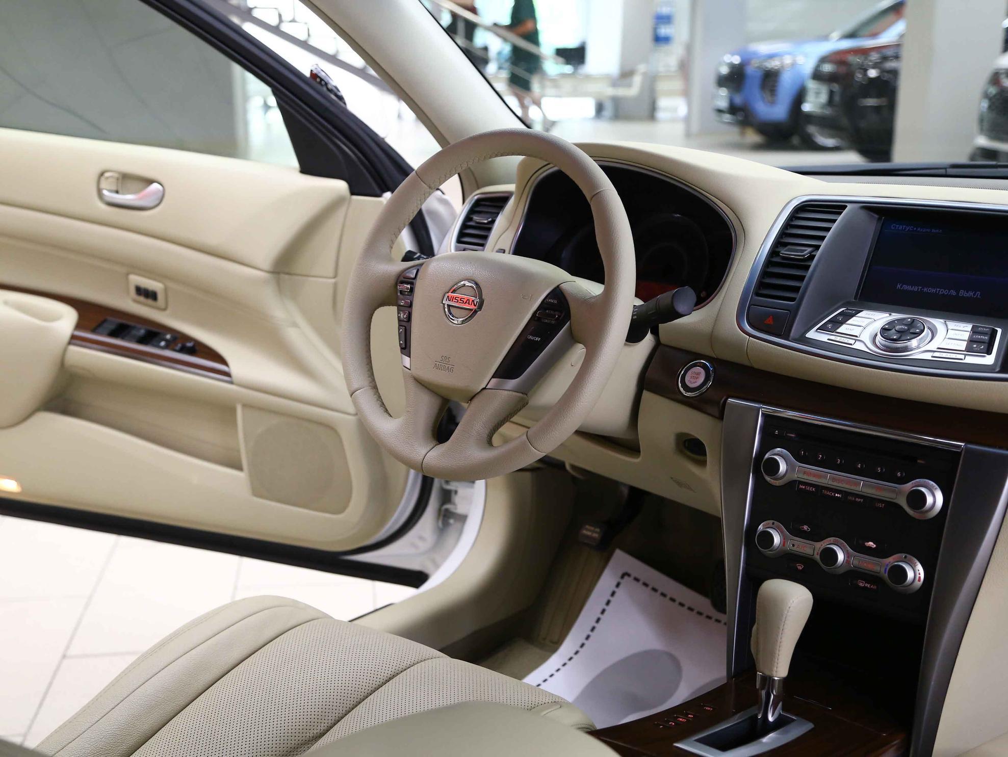 Nissan Teana 2012, белый, ДЦ Орехово
