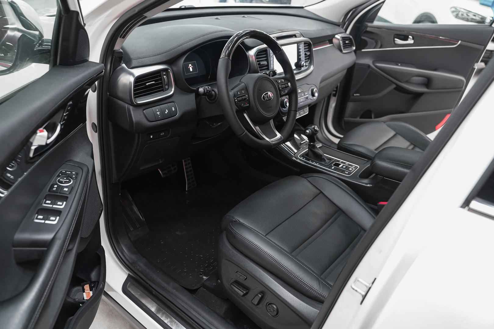 Kia Sorento 2016, белый, ДЦ Орехово