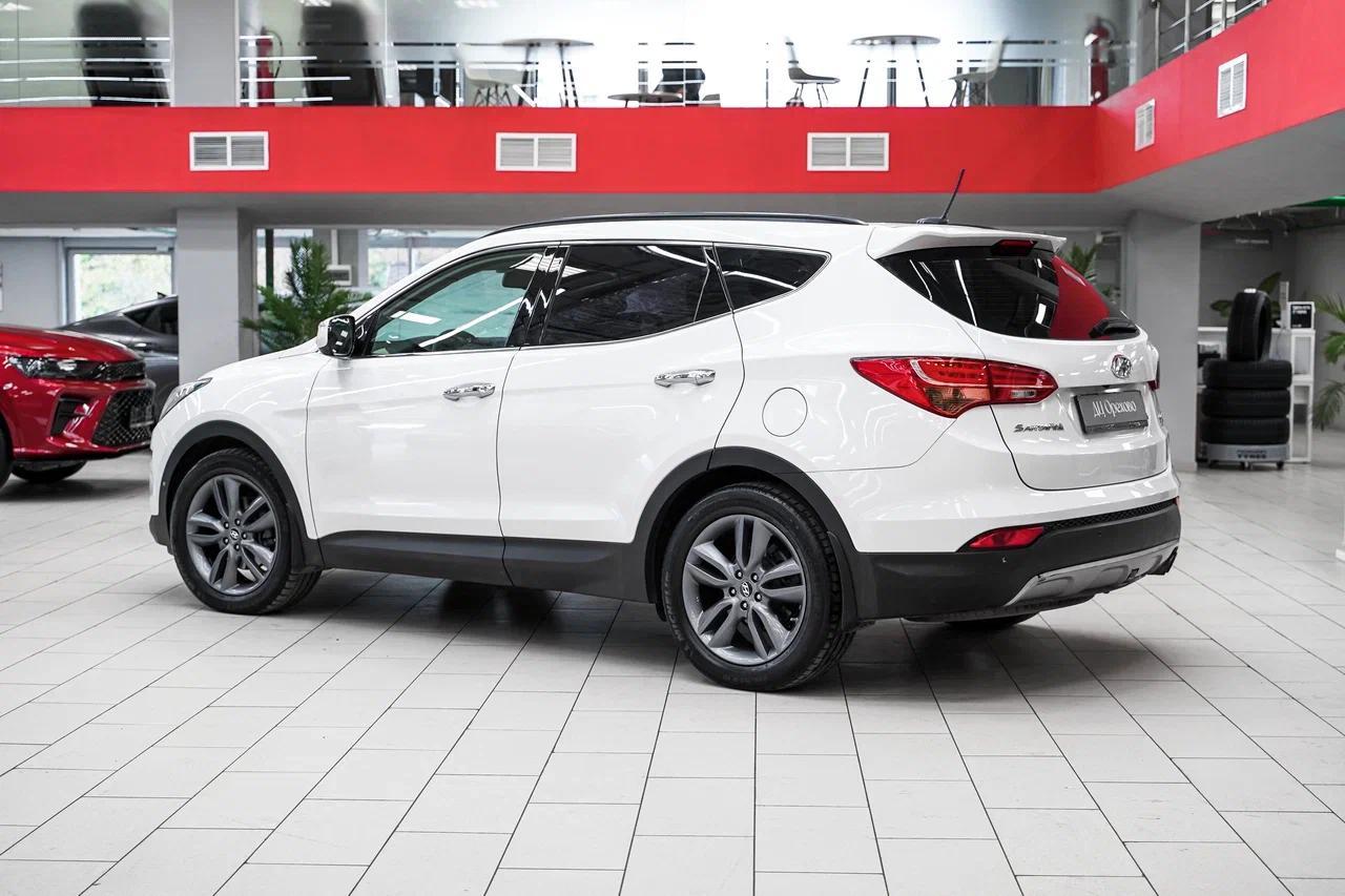 Hyundai Santa Fe 2013, белый, ДЦ Орехово