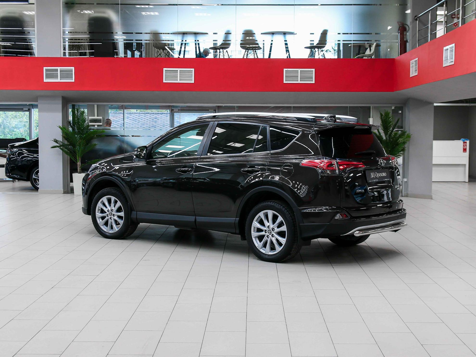 Toyota RAV4 2016, черный, ДЦ Орехово