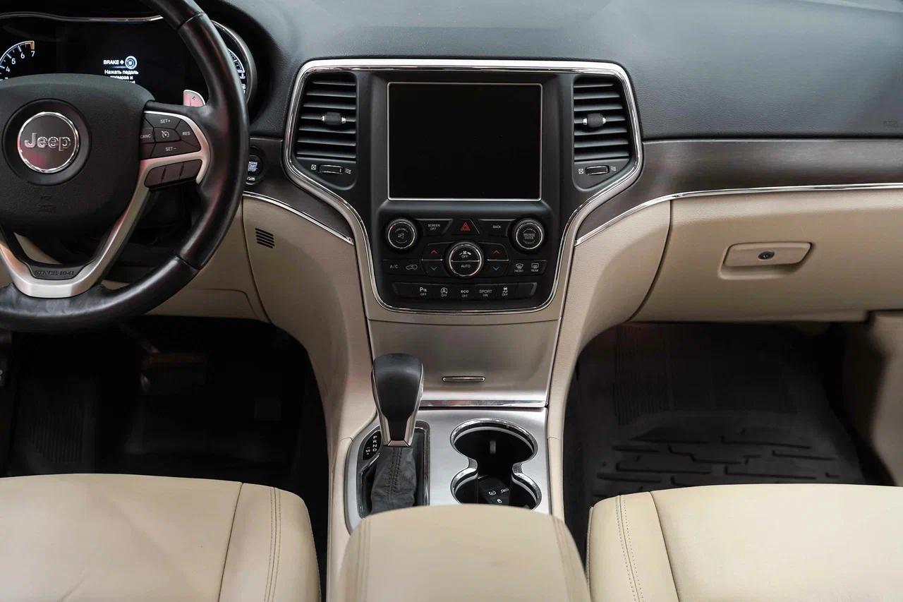 Jeep Grand Cherokee 2016, черный, ДЦ Орехово
