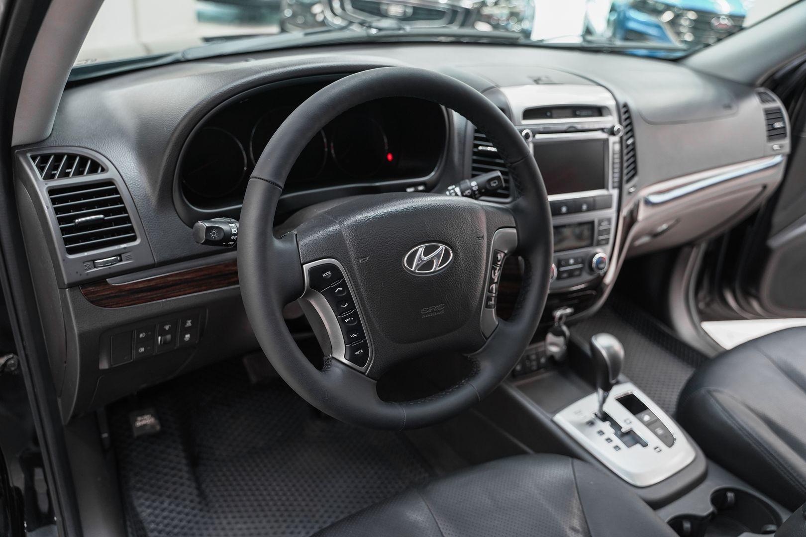 Hyundai Santa Fe 2011, черный, ДЦ Орехово